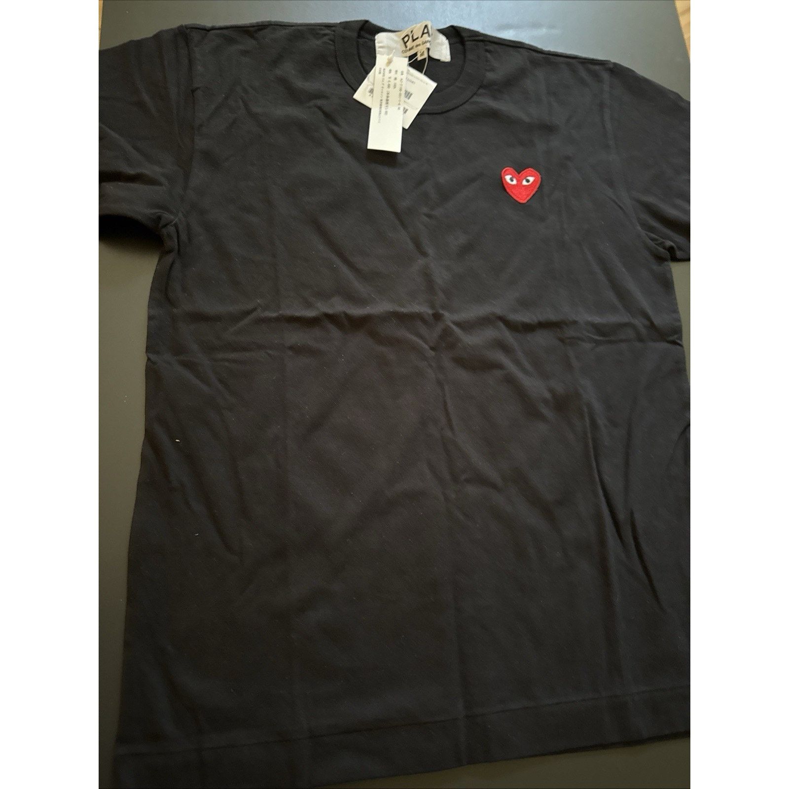Comme des Garcons CDG BLACK Basic Heart Logo Medium PLAY Tops Comme Des Garcon Size US M / EU 48-50 / 2 - 1 Thumbnail