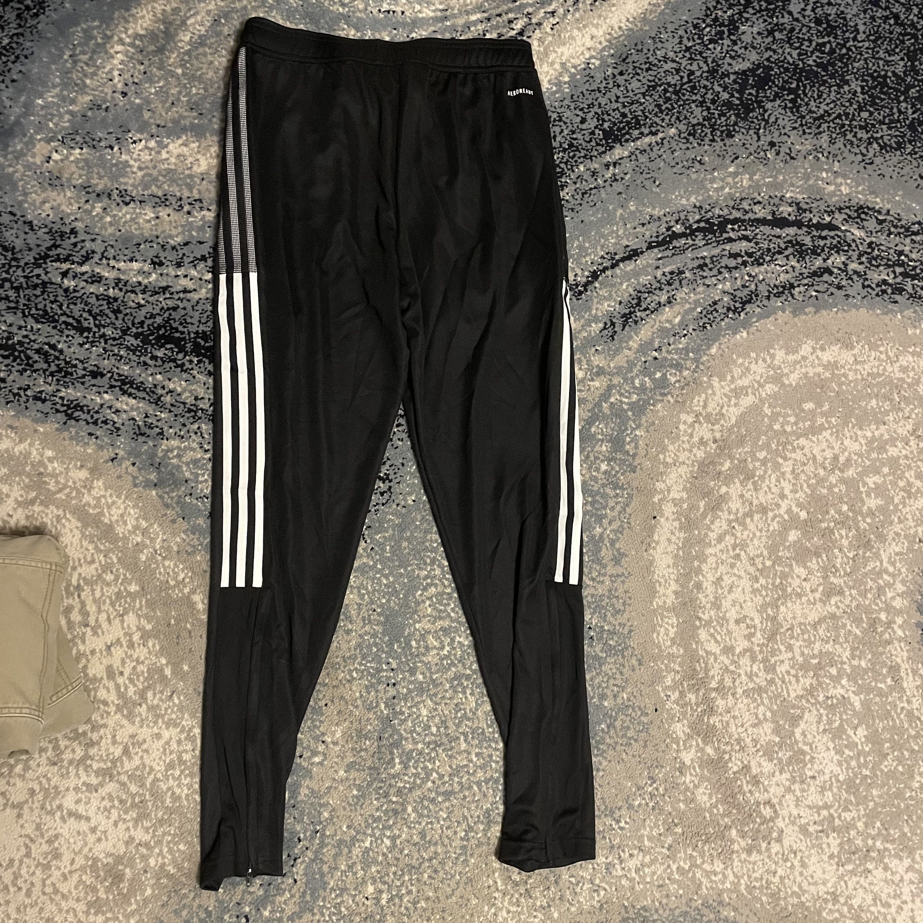 Adidas NWT Adidas Track Pants Black Medium Y2K Streetwear Joggers Size US 31 - 7 Thumbnail