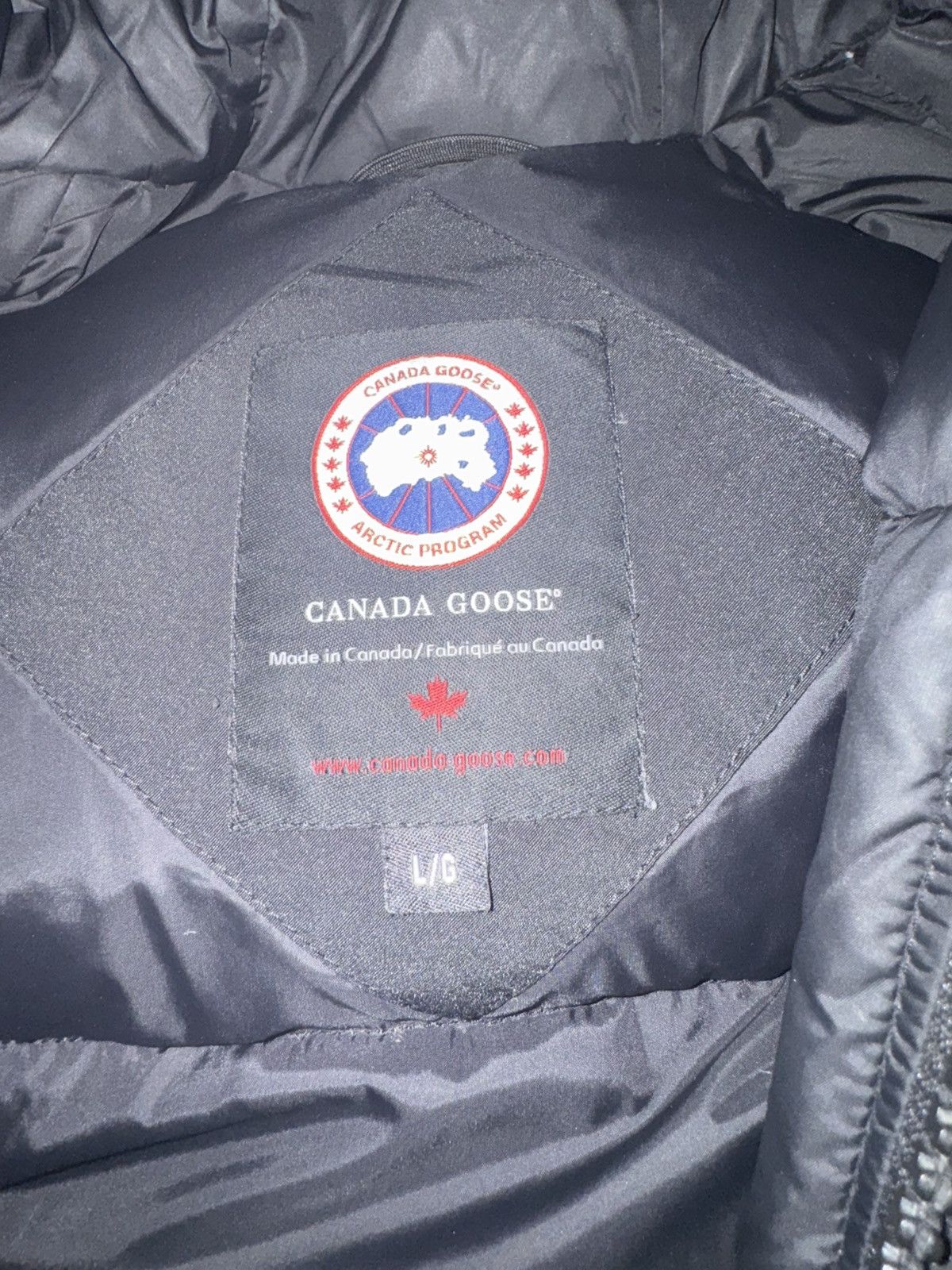 Canada Goose CANADA GOOSE CHILLIWACK BOMBER MENS DOWN JACKET AND FUR TRIM Size US L / EU 52-54 / 3 - 4 Thumbnail