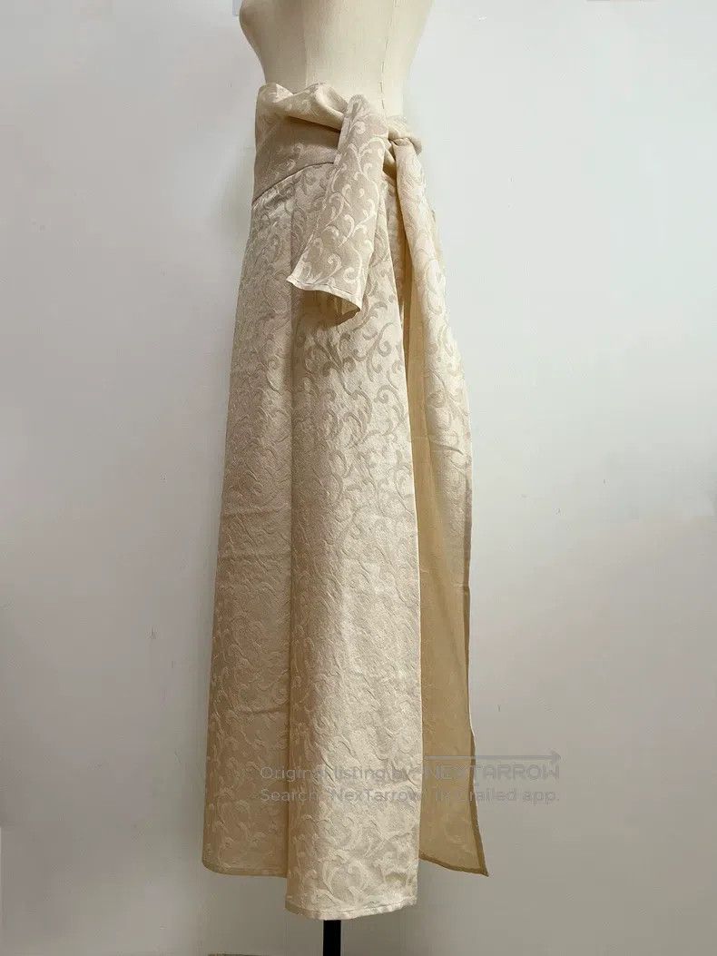 Yohji Yamamoto YOHJI YAMAMOTO size L Satiny Skirt Size 3 Size 24" / US 00 / IT 34 - 3 Thumbnail