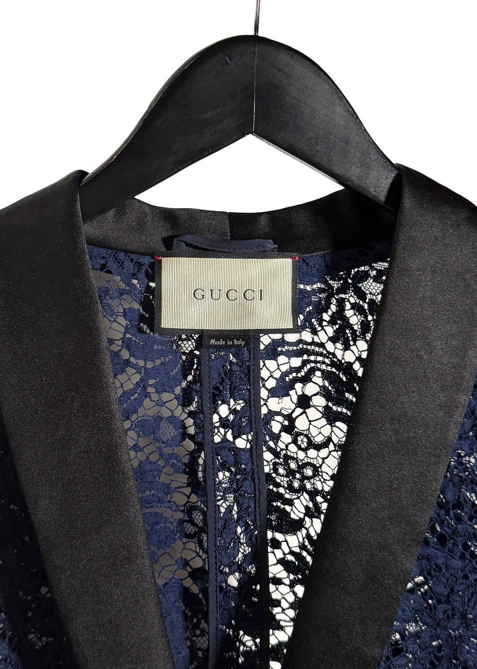 Gucci Gucci Navy Blue Lace Satin Tuxedo Lapel Blazer Size M / US 6-8 / IT 42-44 - 5 Thumbnail
