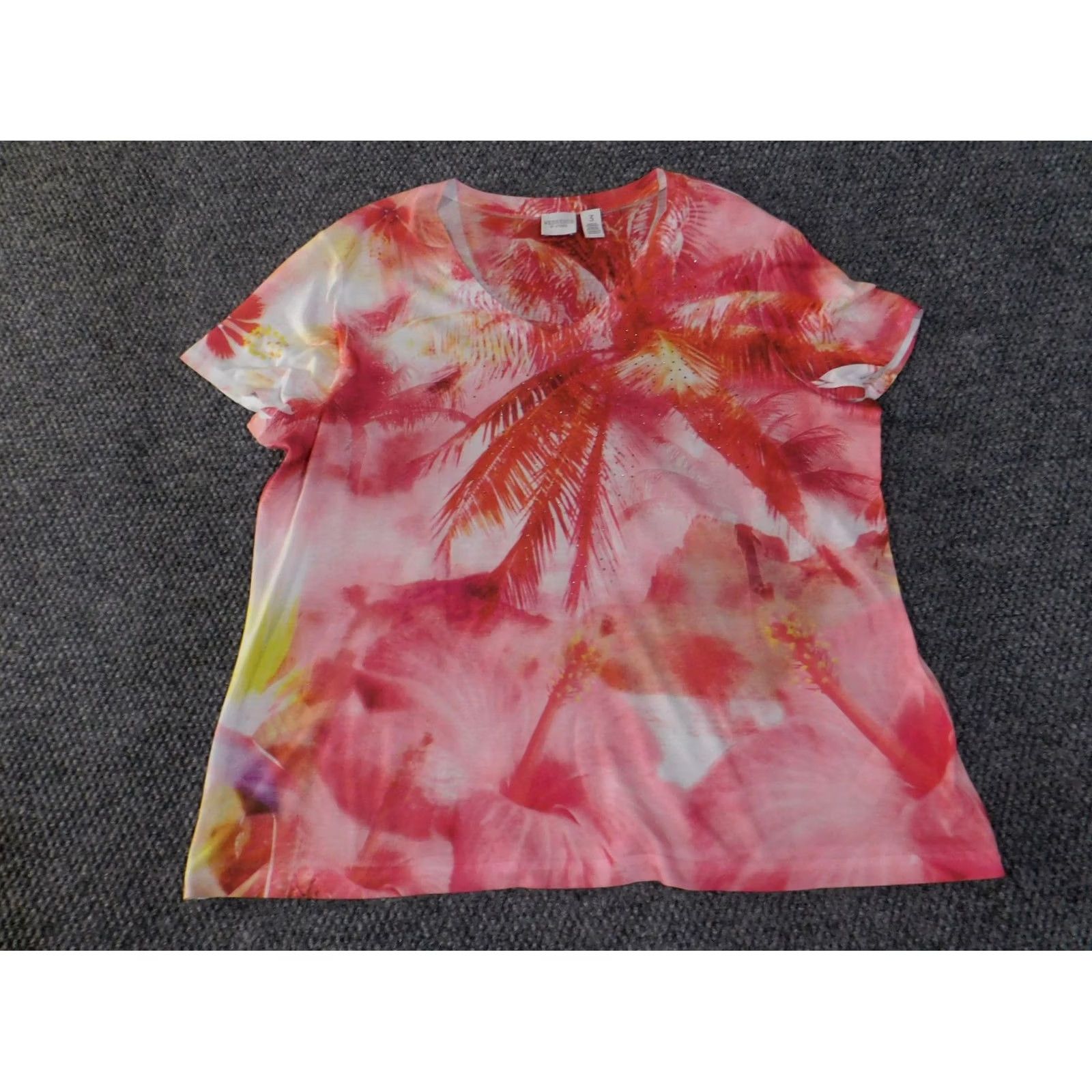 Vintage Chico's Blouse Shirt Womens 3 Pink Palm Tree V-Neck Casual Short Sleeve Polyester Knit Tropical Floral Weekend Size XS / US 0-2 / IT 36-38 - 4 Thumbnail