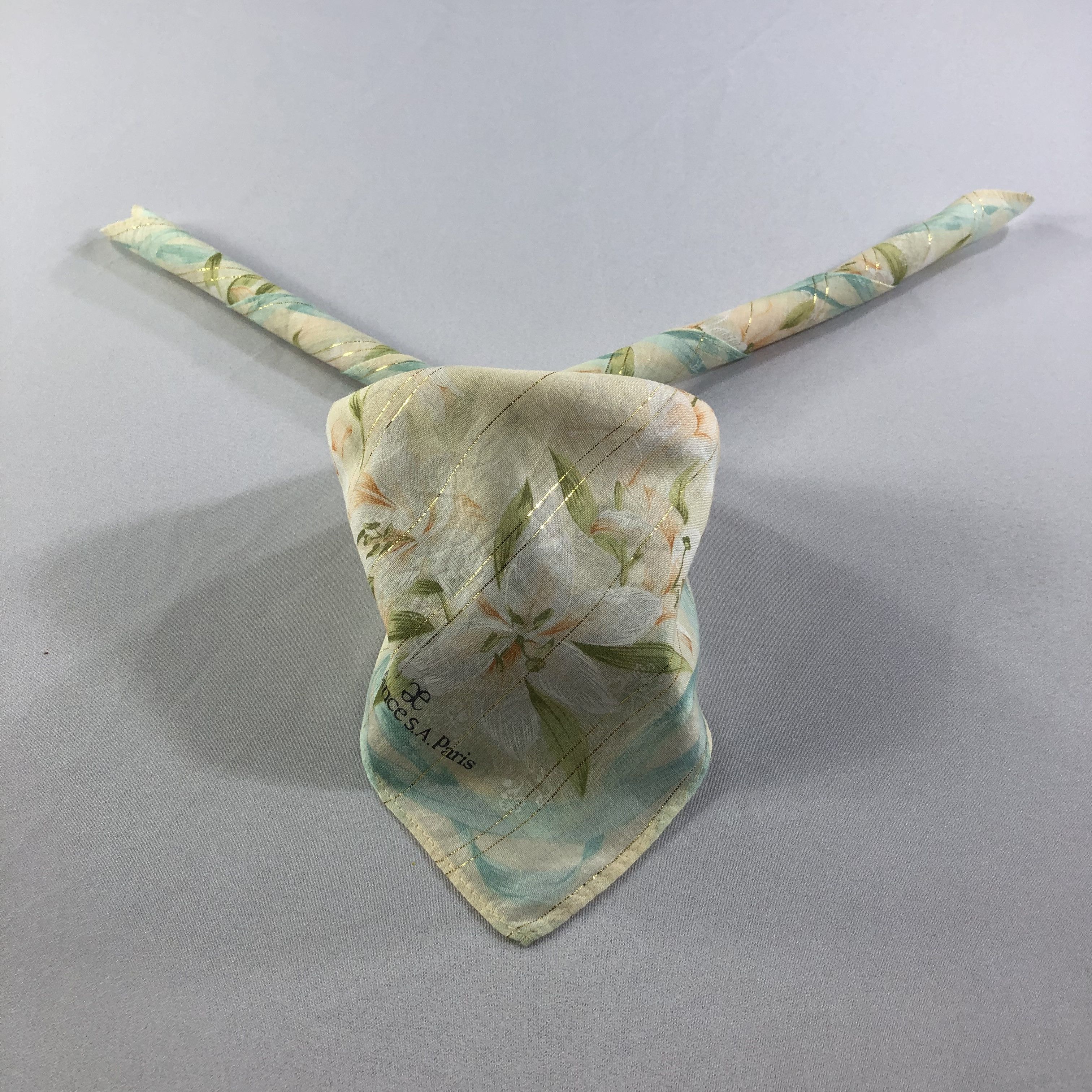 Vintage Elegance S.A Paris Handkerchief Neckerchief Bandana H2024 Size ONE SIZE - 1 Thumbnail