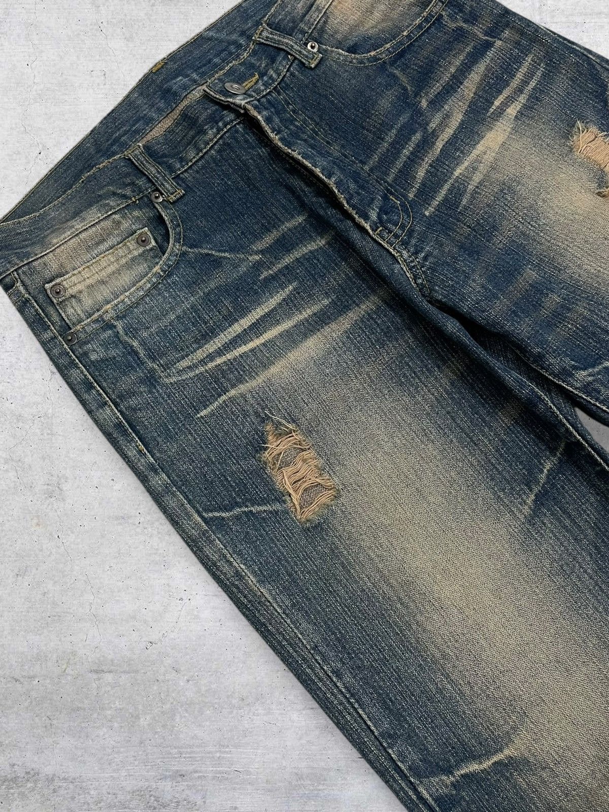 Japanese Brand VINTAGE JAPAN DESIGNER NYLAUS MUDWASH RIPPED DISTRESS DENIM Size US 32 / EU 48 - 7 Thumbnail