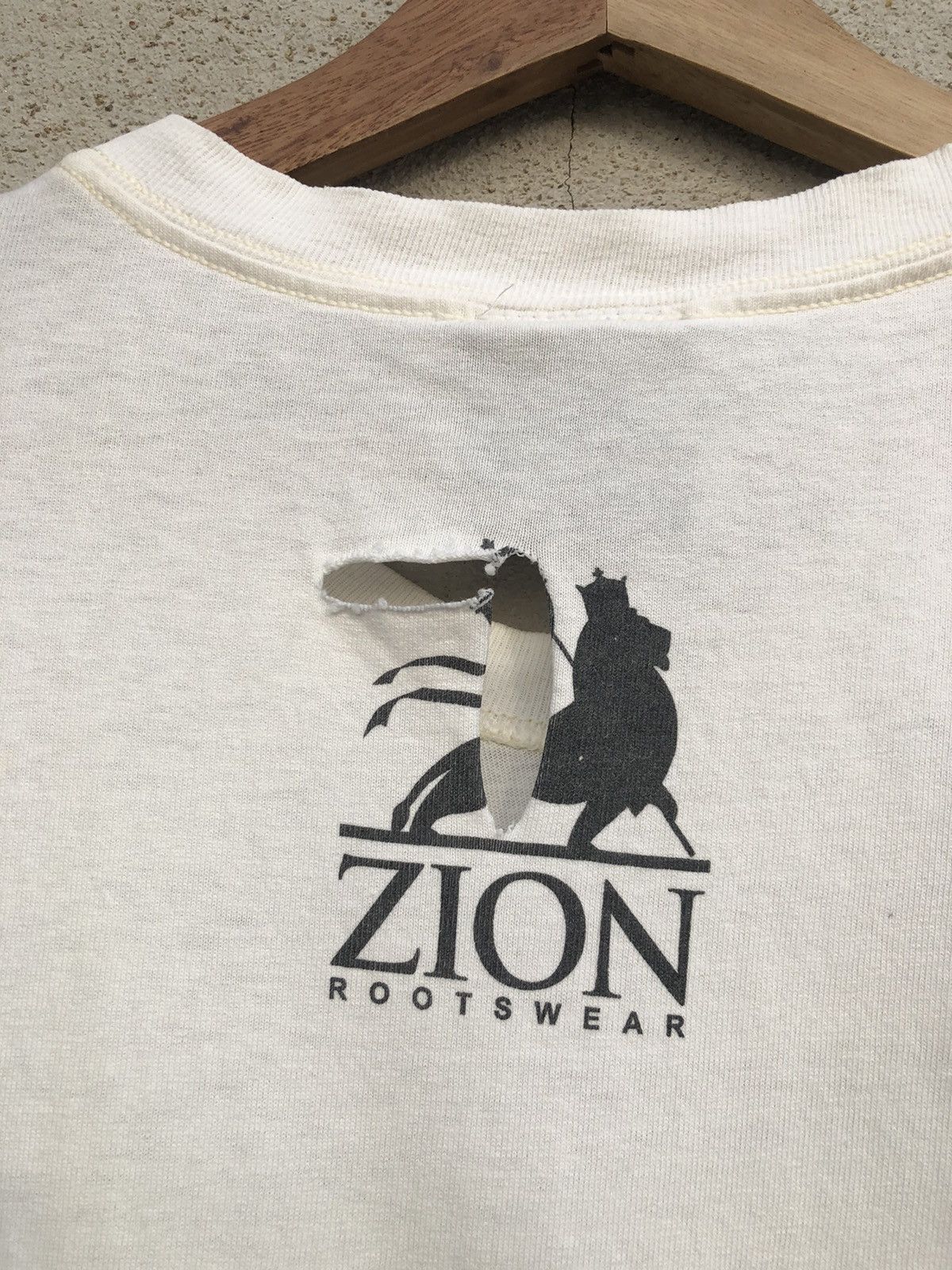 Vintage × Zion Rootswear 2004 Vintage Jimmy Cliff The Harder They Come Tee Distressed Size US XL / EU 56 / 4 - 10 Thumbnail