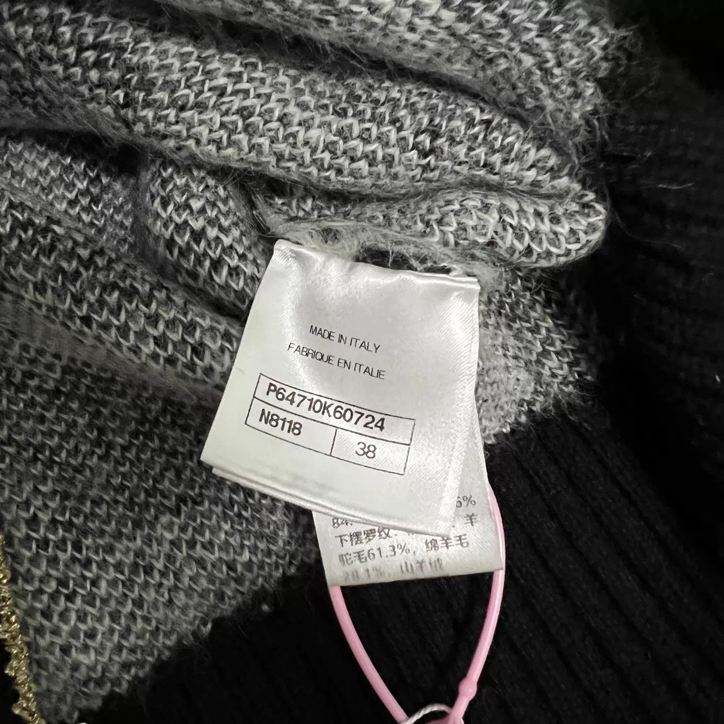 Chanel Chanel B&W Gold Buttons Mohair Sweater EU38 99%New Size S / US 4 / IT 40 - 6 Thumbnail