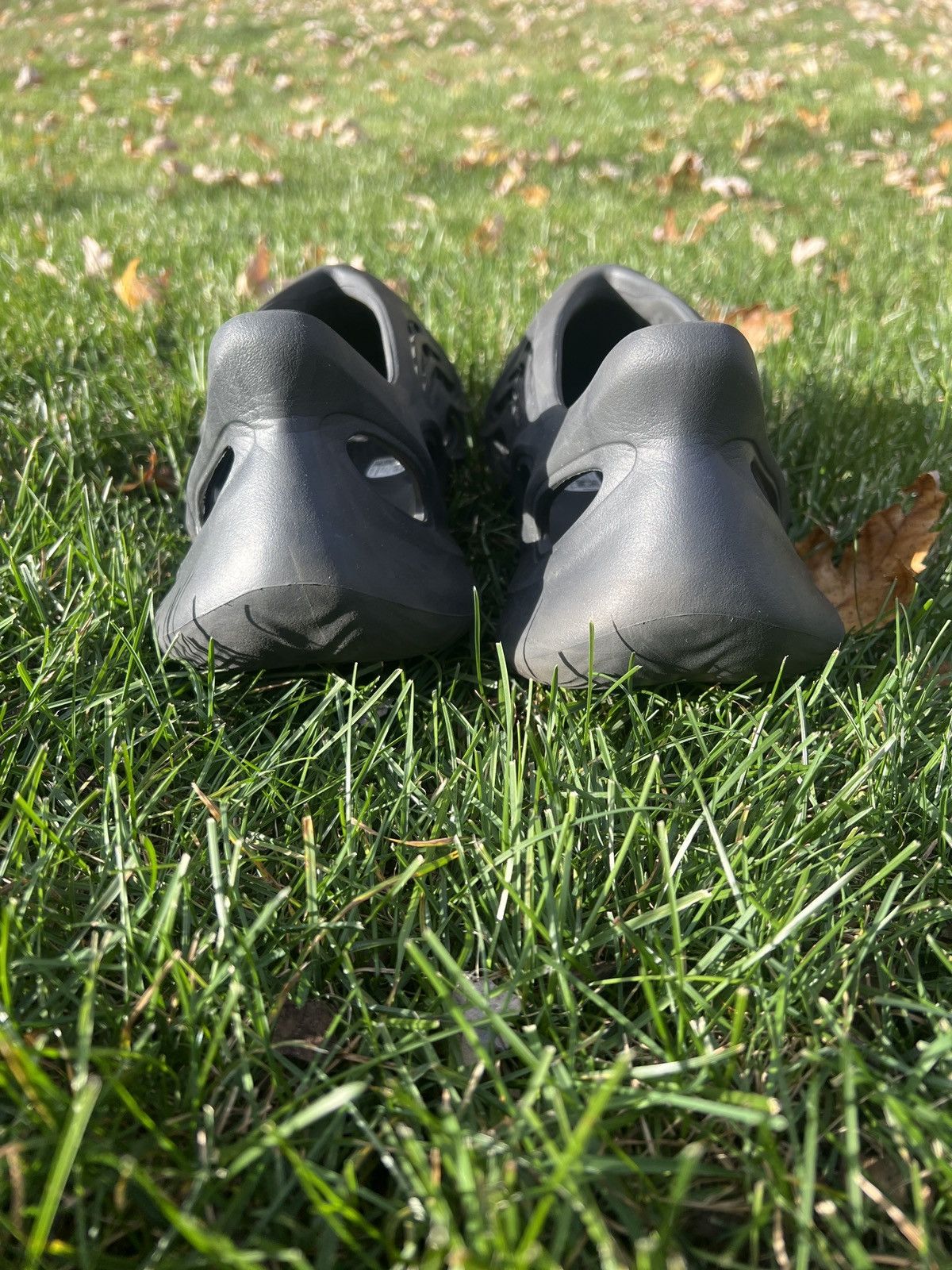 Yeezy Yeezy forerunner Onyx Size US 10 / EU 43 - 3 Thumbnail