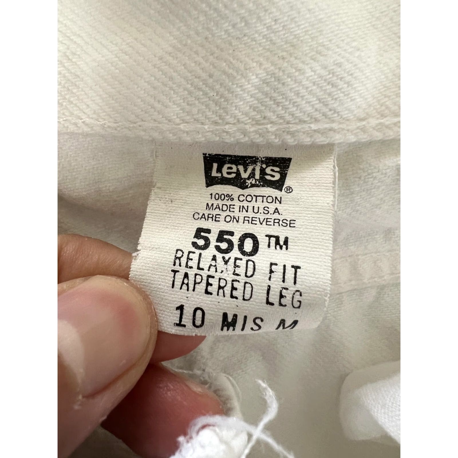 Levi's VINTAGE Levi's 550 Relaxed Tapered Leg Jeans Womens 10 White Denim Made in USA Size 32" / US 10 / IT 46 - 3 Thumbnail