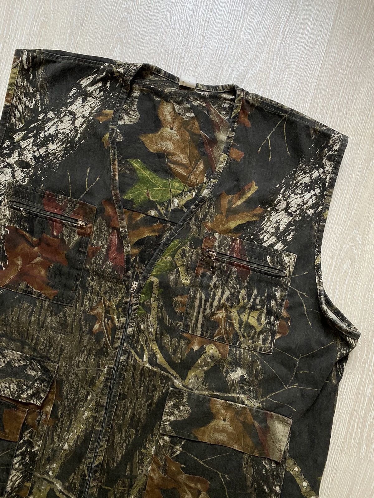 Vintage Vintage Camo Vest Realtree Streetwear Y2K Size US XXL / EU 58 / 5 - 2 Thumbnail