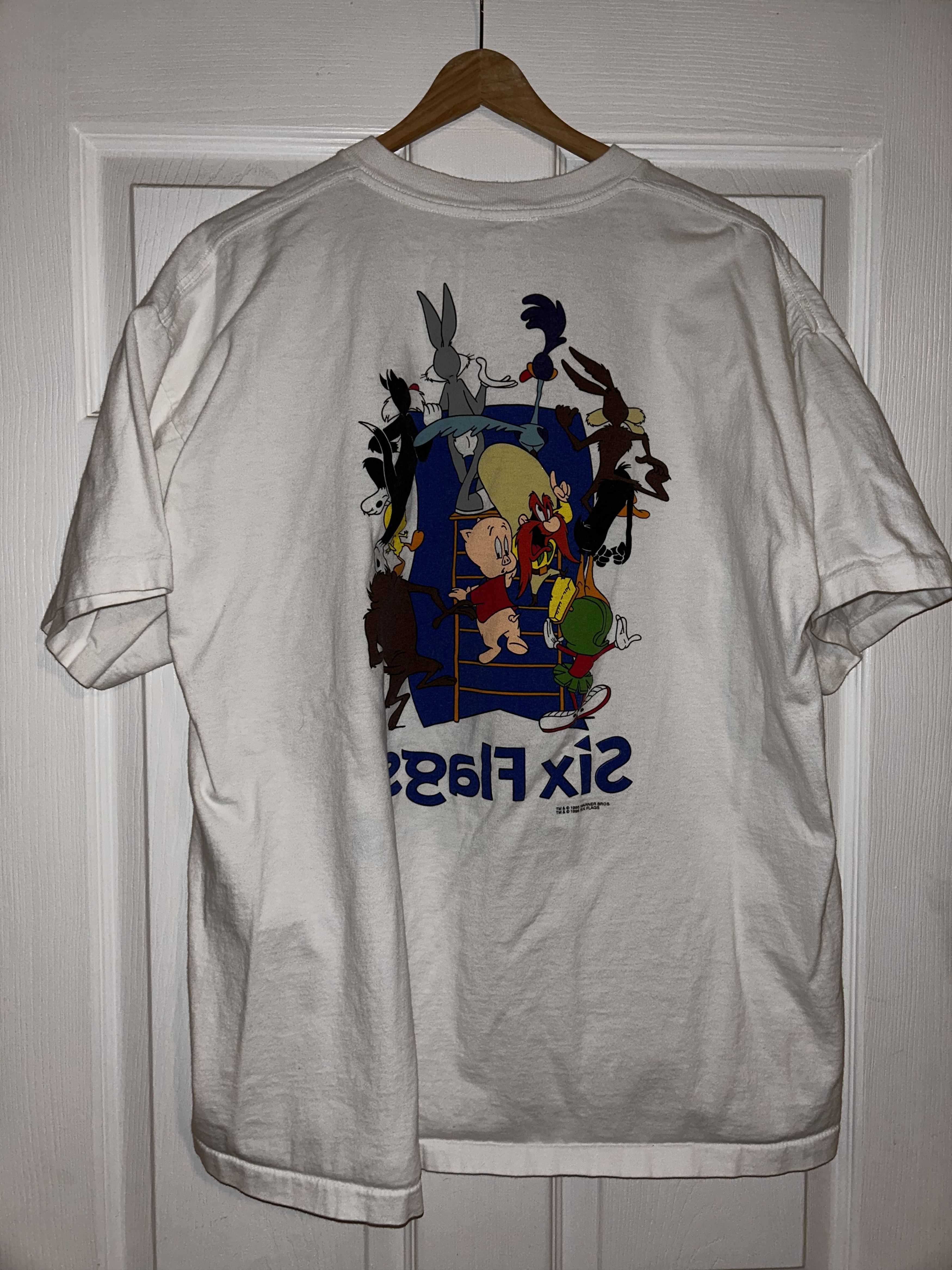 Vintage Vintage 1995 Six Flags Tee Size US L / EU 52-54 / 3 - 7 Thumbnail