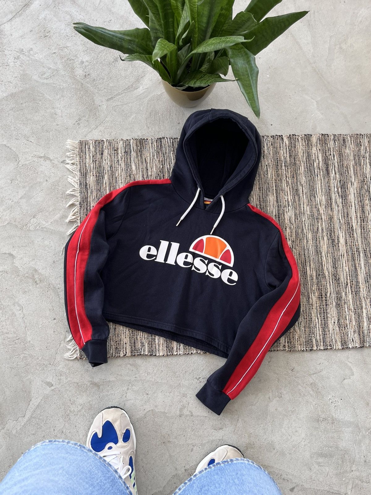 Ellesse × Vintage Vintage Ellesse Crop Top Hoodie Navy Red Center Logo Y2K Size S / US 4 / IT 40 - 1 Thumbnail