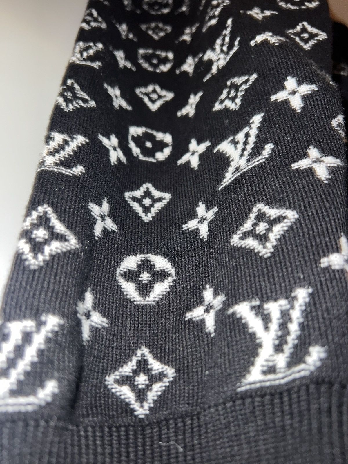 Louis Vuitton Louis Vuitton Crewneck black Size US XXL / EU 58 / 5 - 5 Thumbnail