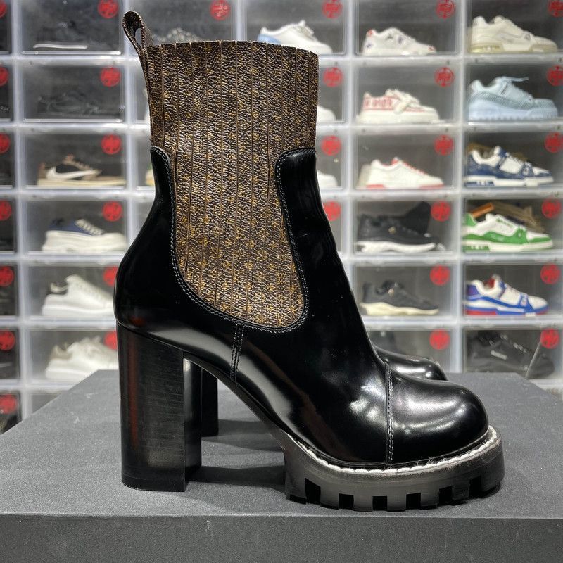 Louis Vuitton Louis Vuitton Black Leather Short Boots with Heels -2505 Size US 8 / IT 38 - 8 Thumbnail