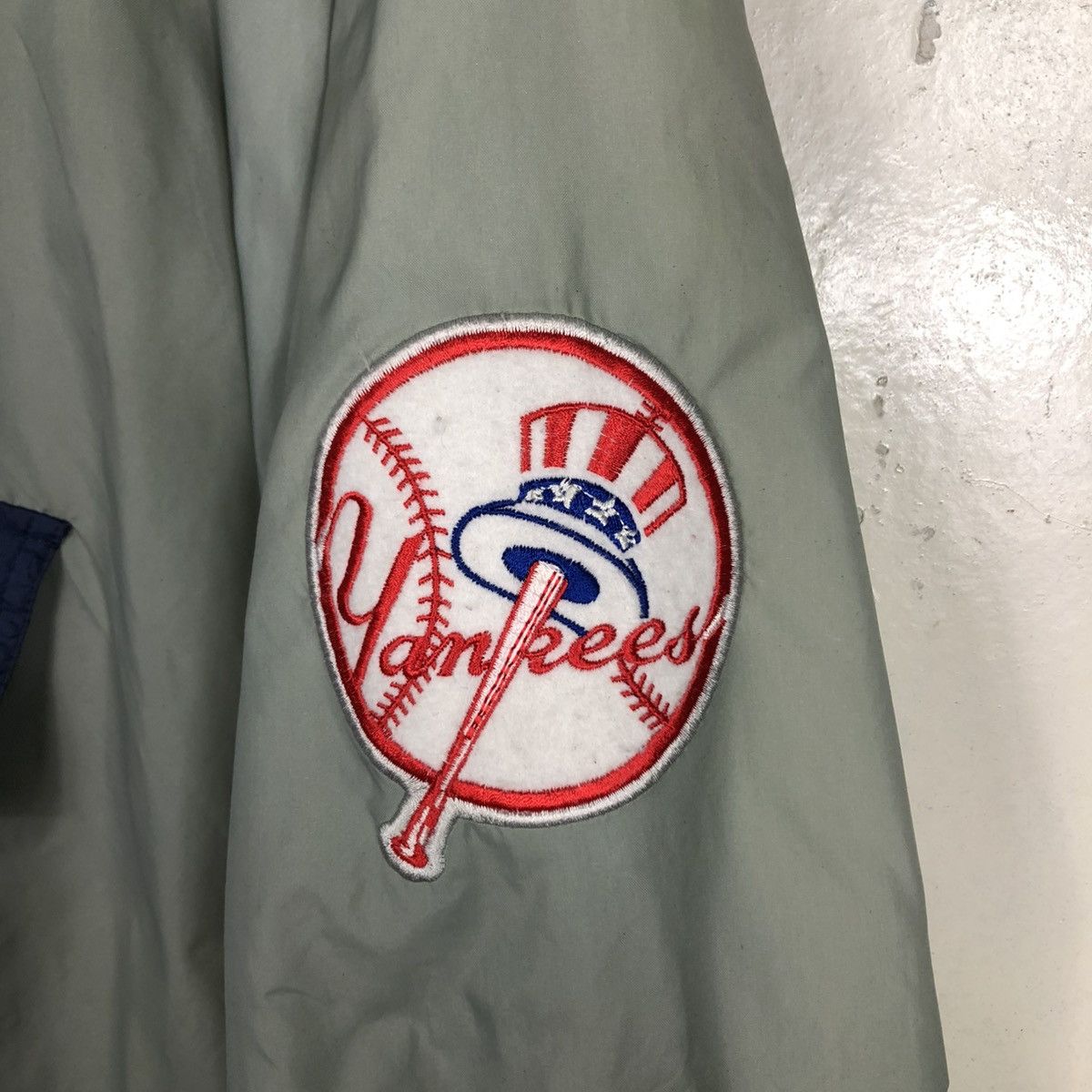 New York Yankees 🔥VINTAGE LIGHT JACKET ANORAK PULL OVER STARTER NY YANKEES Size US L / EU 52-54 / 3 - 20 Thumbnail
