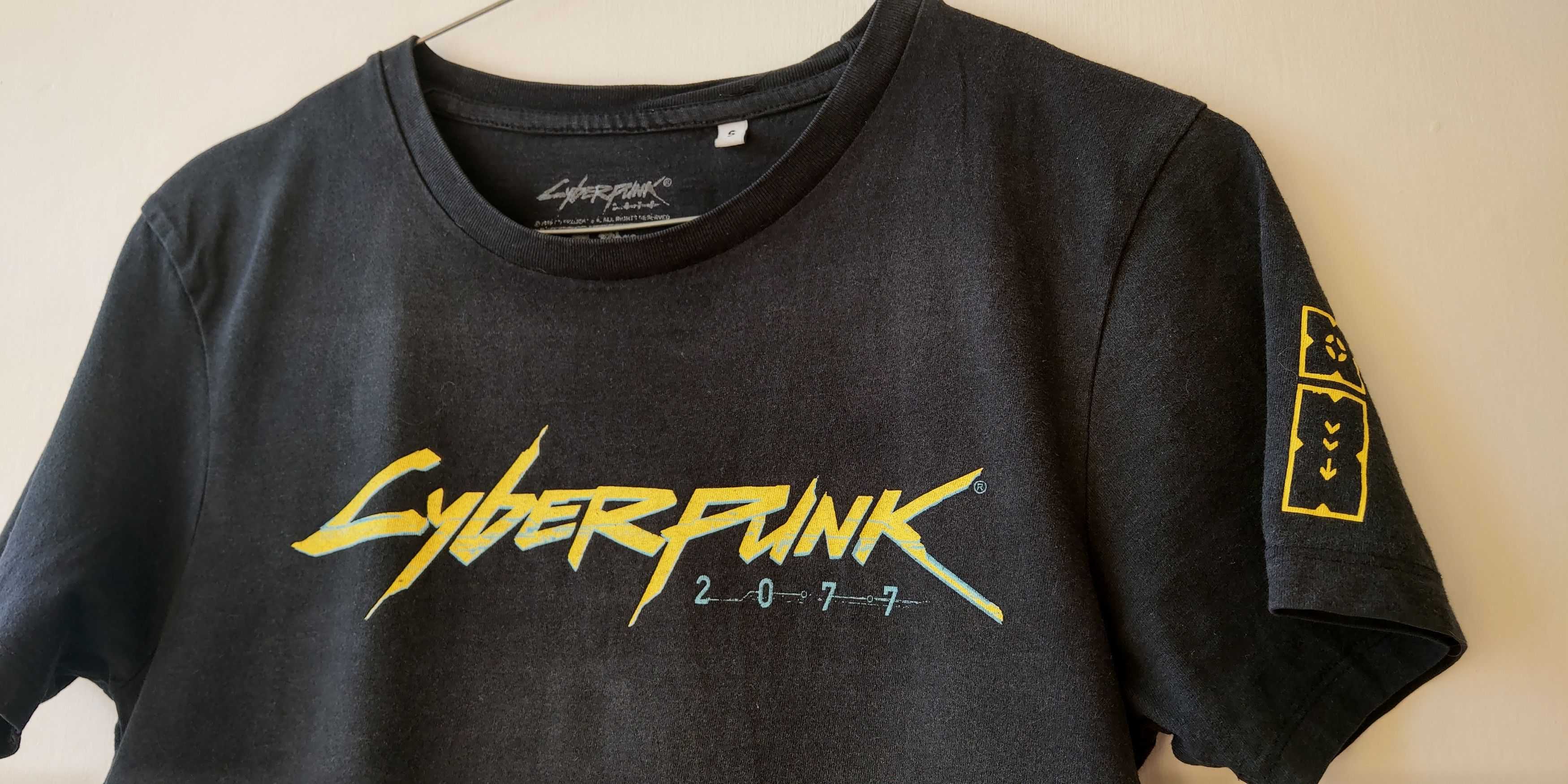 Playstation CYBERPUNK 2007 Unique Shirt Game archive y2k Neo goth witch Size US S / EU 44-46 / 1 - 5 Thumbnail