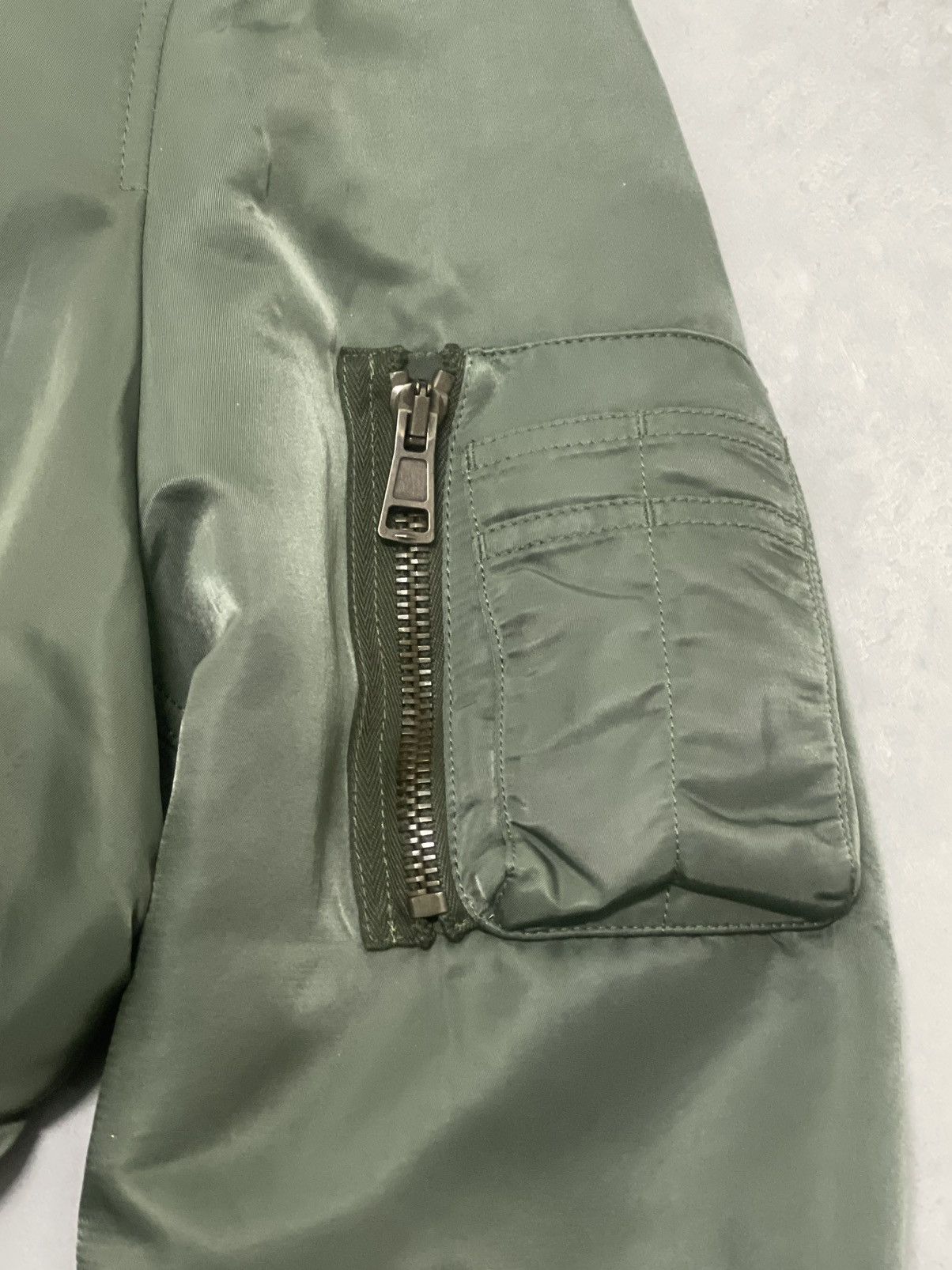 Balenciaga SS17 Balenciaga Padded MA1 Cropped Bomber Jacket Sz S Size US S / EU 44-46 / 1 - 6 Thumbnail