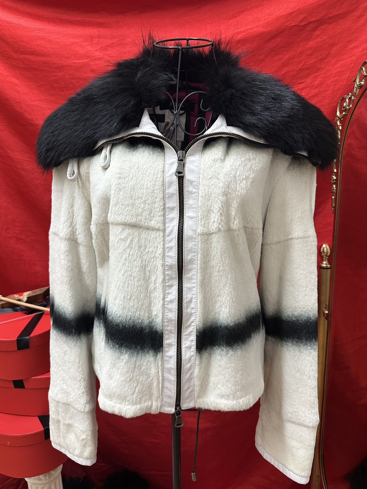 Ferre Ferre vintage fur coat is available Size S / US 4 / IT 40 - 2 Thumbnail