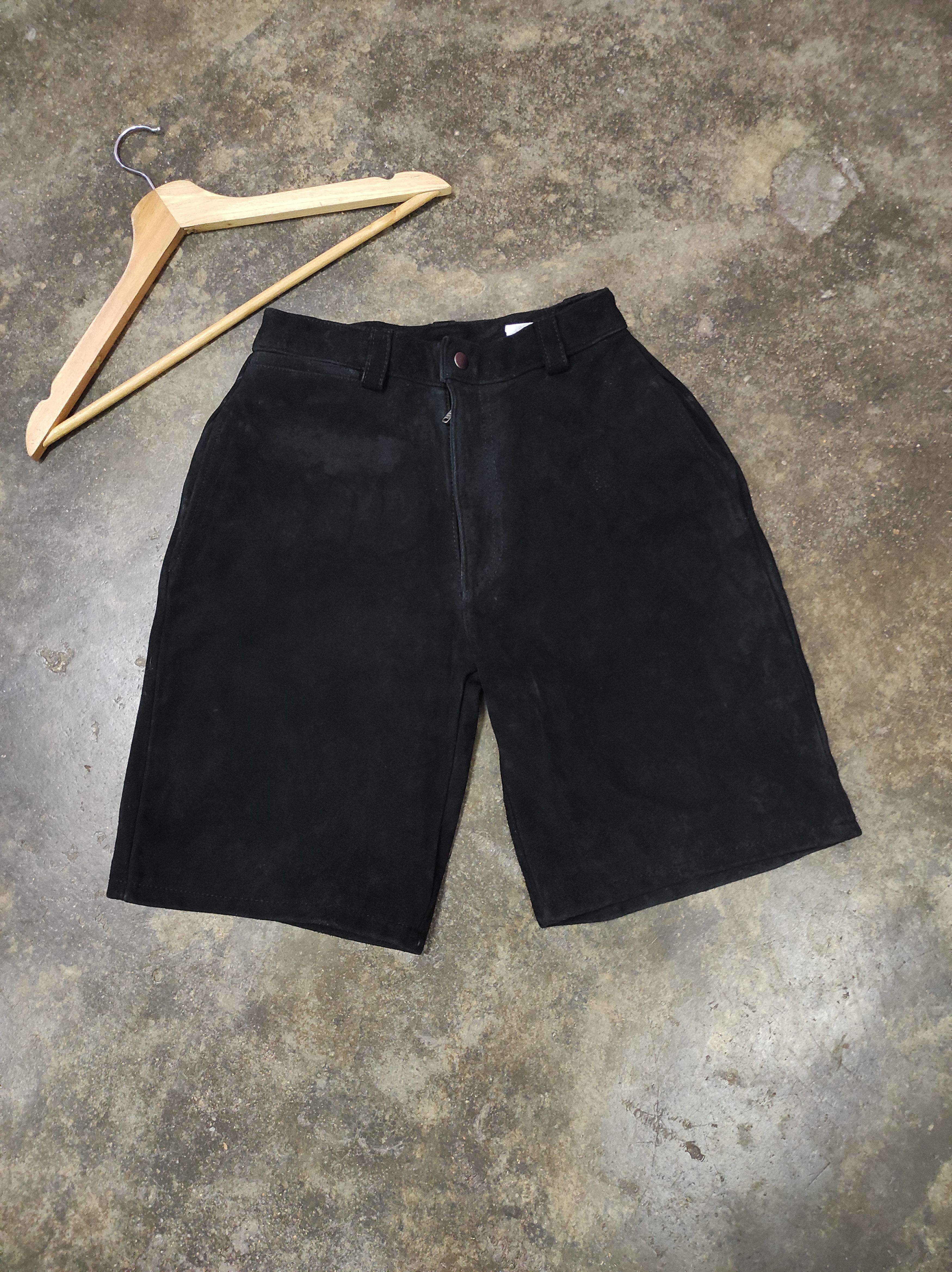 Genuine Leather × Japanese Brand × Vintage ROCK CREEK SUEDE LEATHER SHORT PANTS Size US 26 / EU 42 - 1 Thumbnail