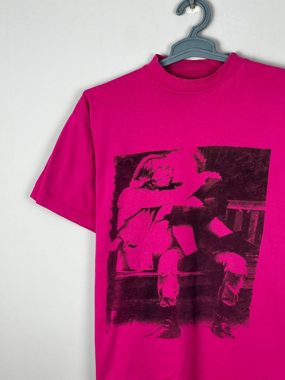 Band Tees 90s Sex Pistols Pink Punks Kissing Print Promo T Shirt Size US M / EU 48-50 / 2 - 3 Thumbnail