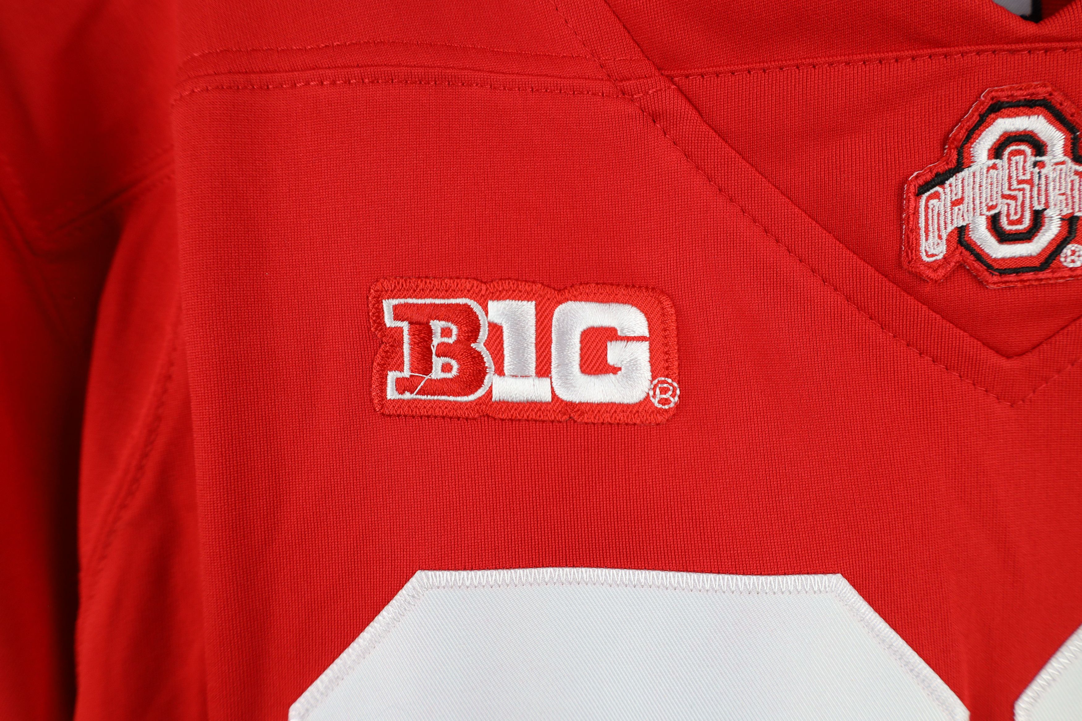 Nike × Vintage Nike White Ohio State University Football Jersey Red #23 Size US M / EU 48-50 / 2 - 5 Thumbnail