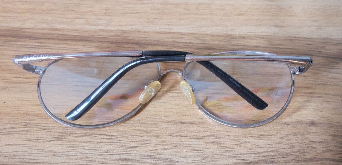 Kenneth Cole Kenneth Cole Reaction KC1070 Sunglasses Size ONE SIZE - 9 Thumbnail