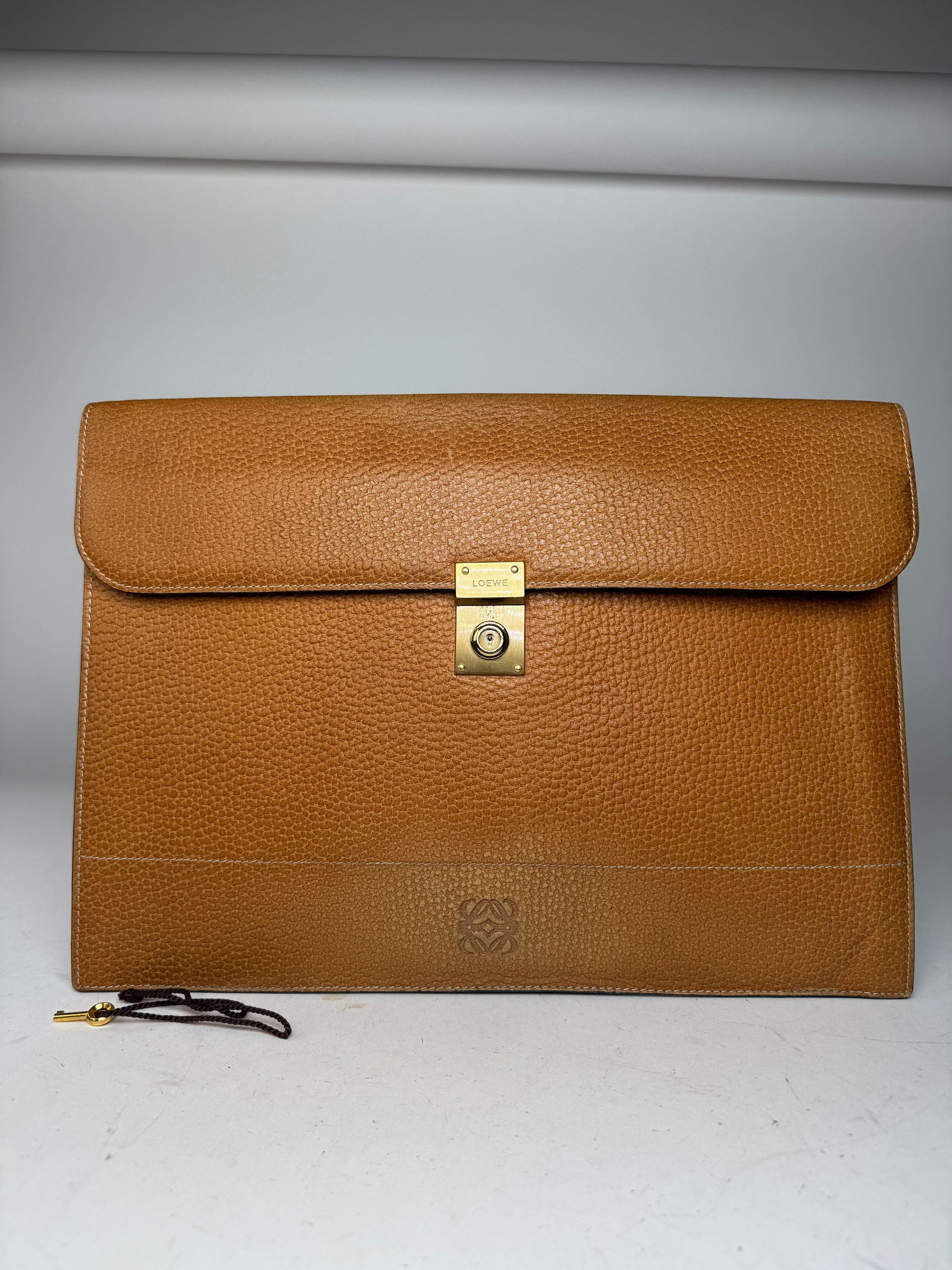 Other Vintage Loewe Madrid Leather Clutch Brown Size ONE SIZE - 1 Thumbnail