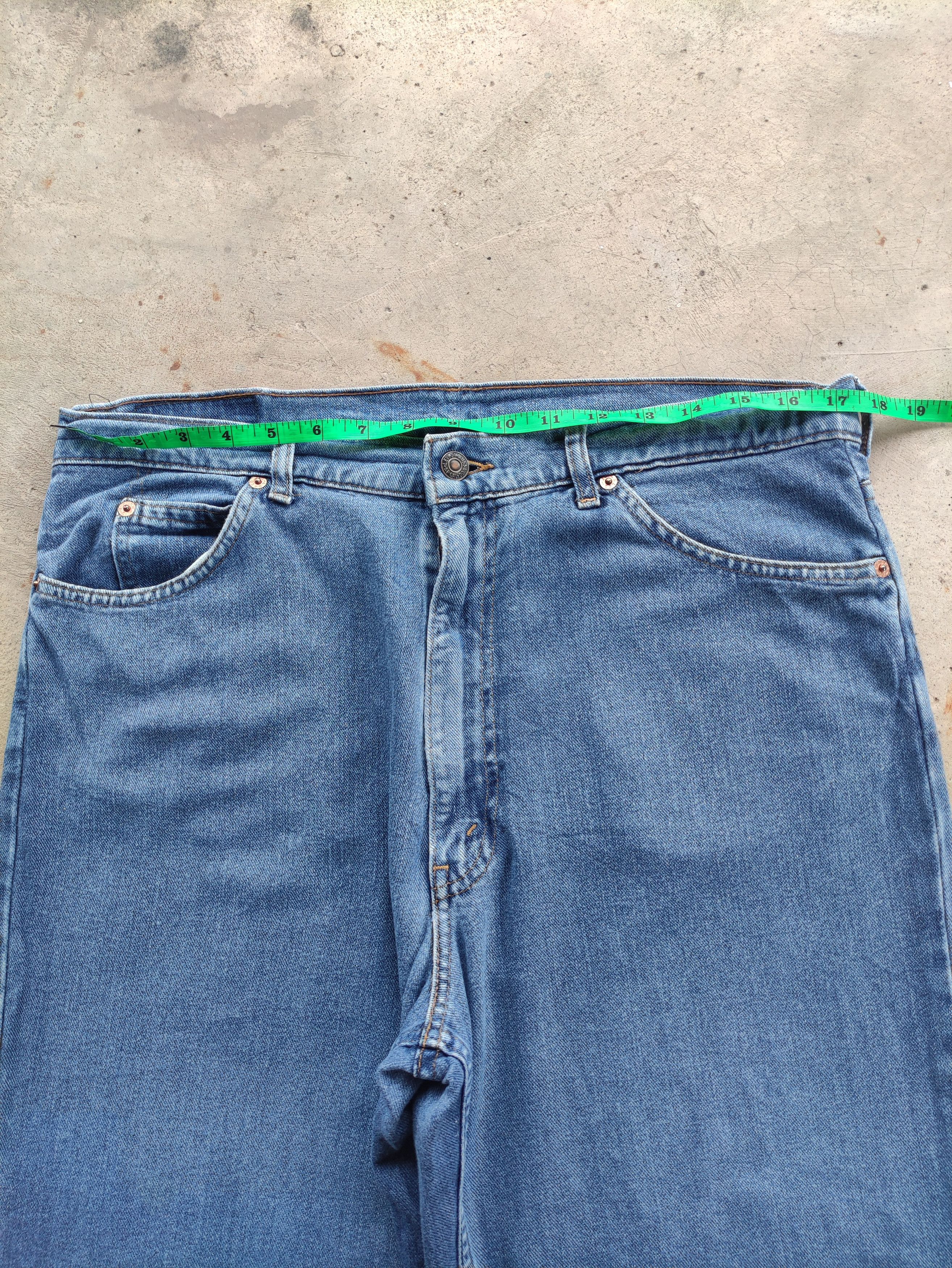 Levi's Vintage Levis Jean Distressed Faded Denim Waist 35 Size US 35 - 6 Thumbnail