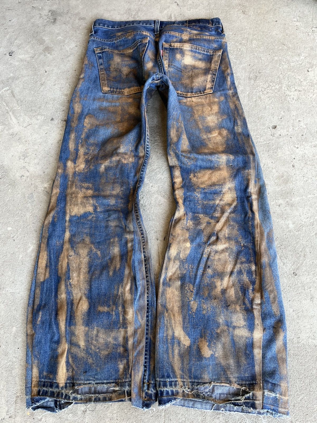 20471120 × If Six Was Nine × Le Grande Bleu (L.G.B.) Dirty Painted Distressed Thrashed Faded Baggy Jeans Y2K Size US 33 - 2 Thumbnail