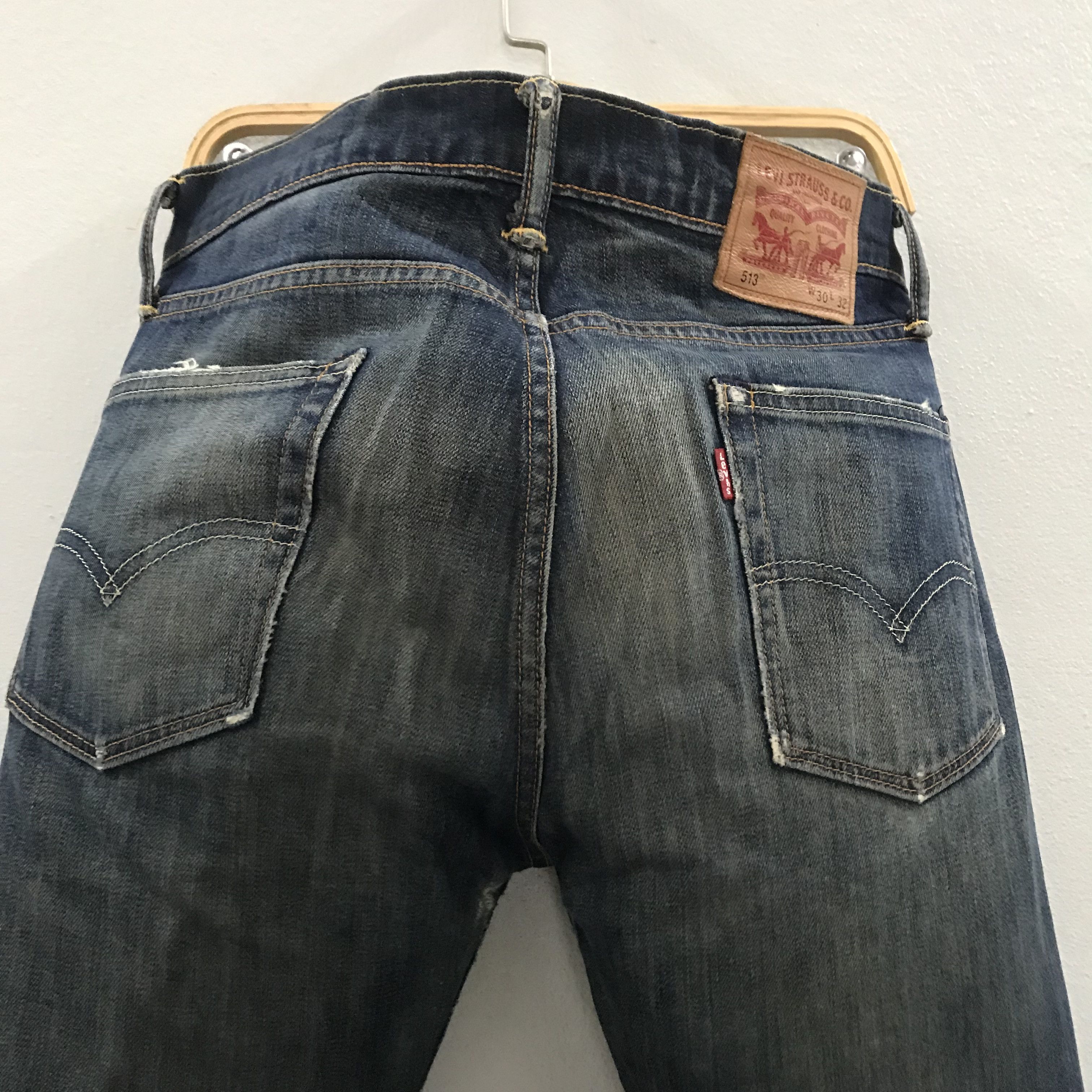 Levi's Vintage Levi's 513 Stone Washed Blue Light Washed Jeans Size US 30 / EU 46 - 11 Thumbnail