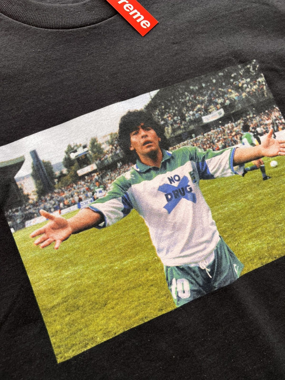 Supreme L Supreme Maradona Tee black T-shirt football diego no drugs Size US L / EU 52-54 / 3 - 17 Thumbnail