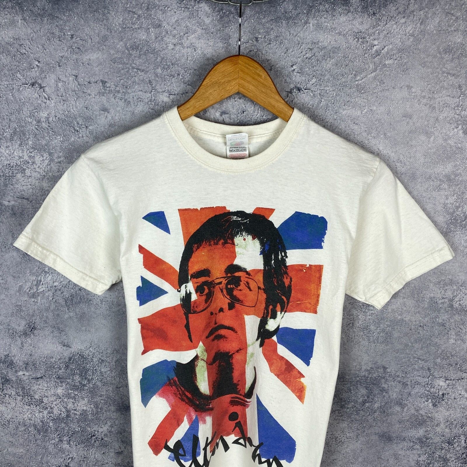 Band Tees Elton John Tee Men's Size S White Short Sleeve ` Size US S / EU 44-46 / 1 - 2 Thumbnail