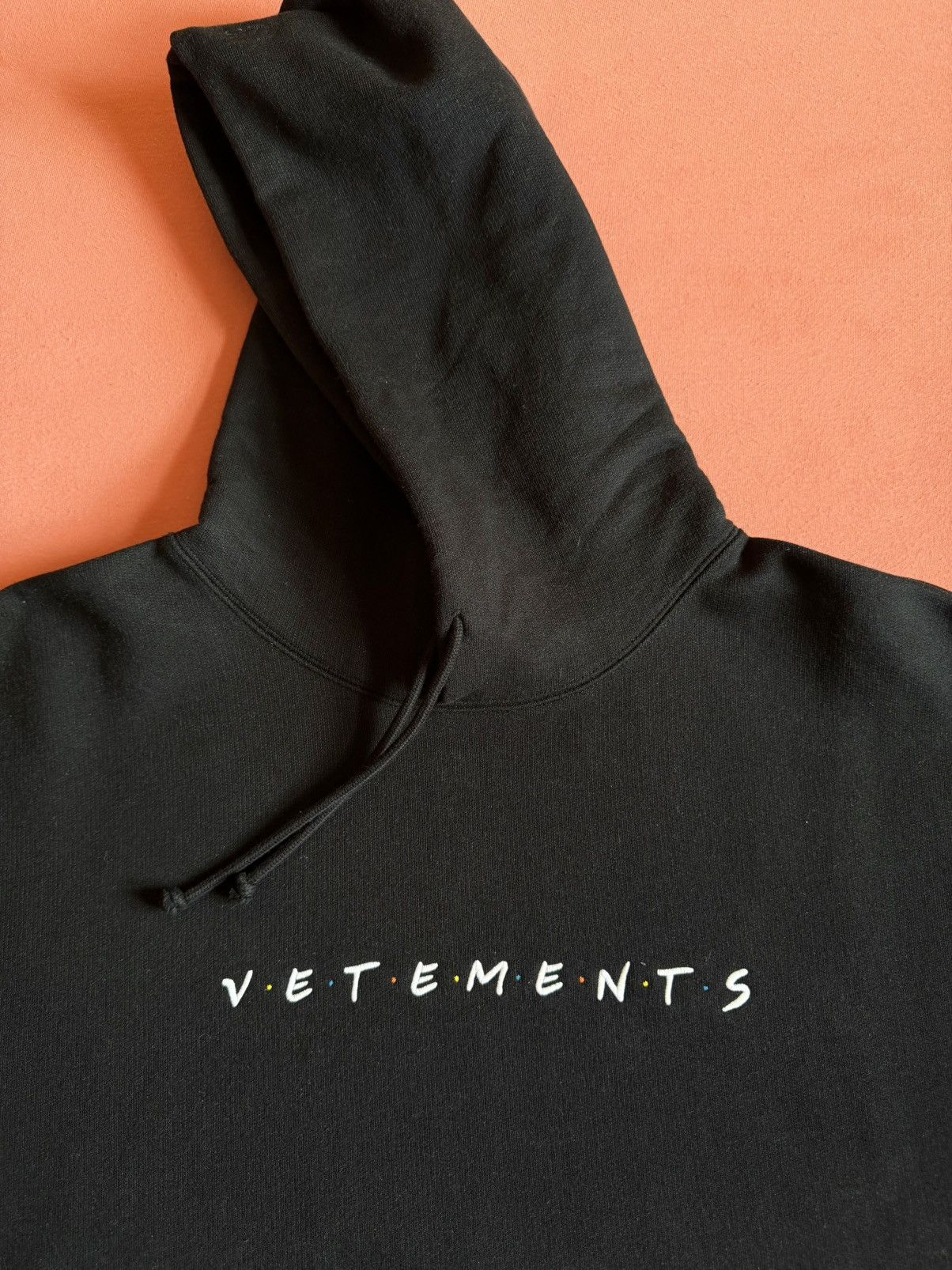 Vetements Vetements Hoodie Frienldy Logo black Great condition Size US S / EU 44-46 / 1 - 3 Thumbnail