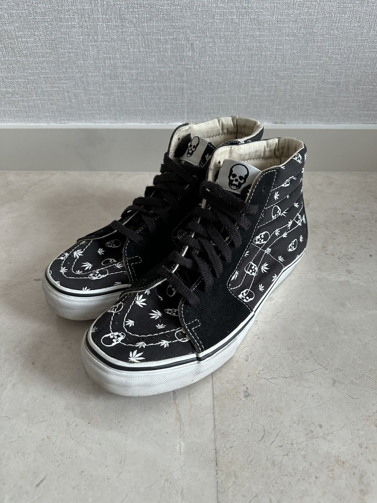 Vans Lucien Pellat-Finet Skull Marijuana Sk8-Hi Size US 8.5 / EU 41-42 - 3 Thumbnail