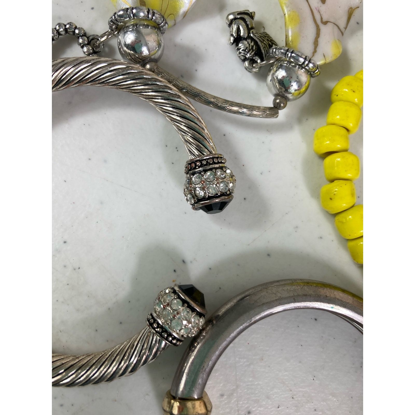 Other Yellow Charm Bracelet & Necklace Lot Stylish Set Vibrant Size ONE SIZE - 9 Thumbnail