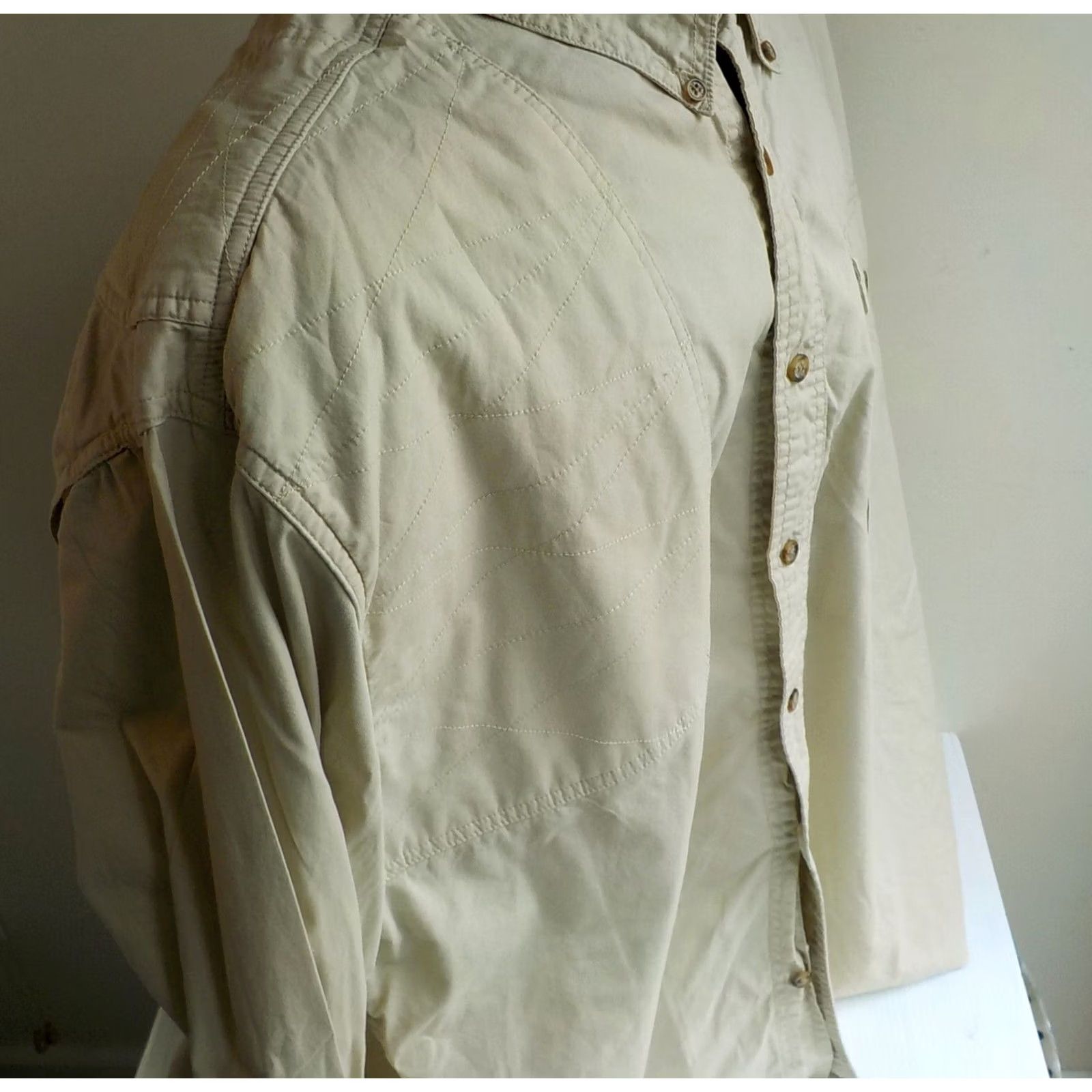 Vintage Beretta Button-Down LS Shirt Beige 2XL Mens Cotton Vented Long Sleeve Caped Pocket Framed Patch Excellent Condition Size US XXL / EU 58 / 5 - 4 Thumbnail