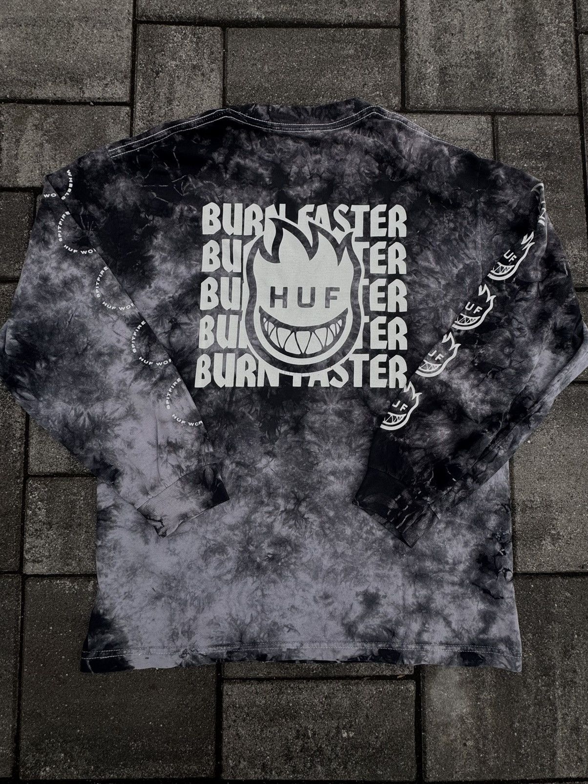 Huf × Japanese Brand SKATER VINTAGE STREETWEAR JAPAN GRAPHIC BIG LOGO LONGSLEEVE Size US S / EU 44-46 / 1 - 2 Thumbnail