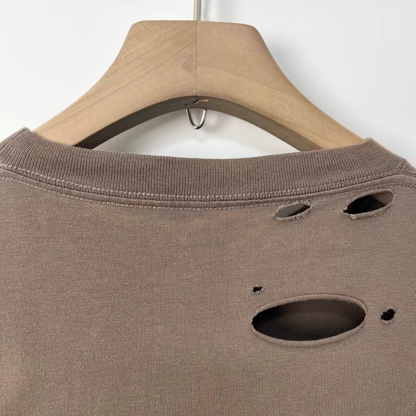 Balenciaga Balenciaga Distressed Logo Print Crew Neck T-Shirt K12 Size US XS / EU 42 / 0 - 5 Thumbnail