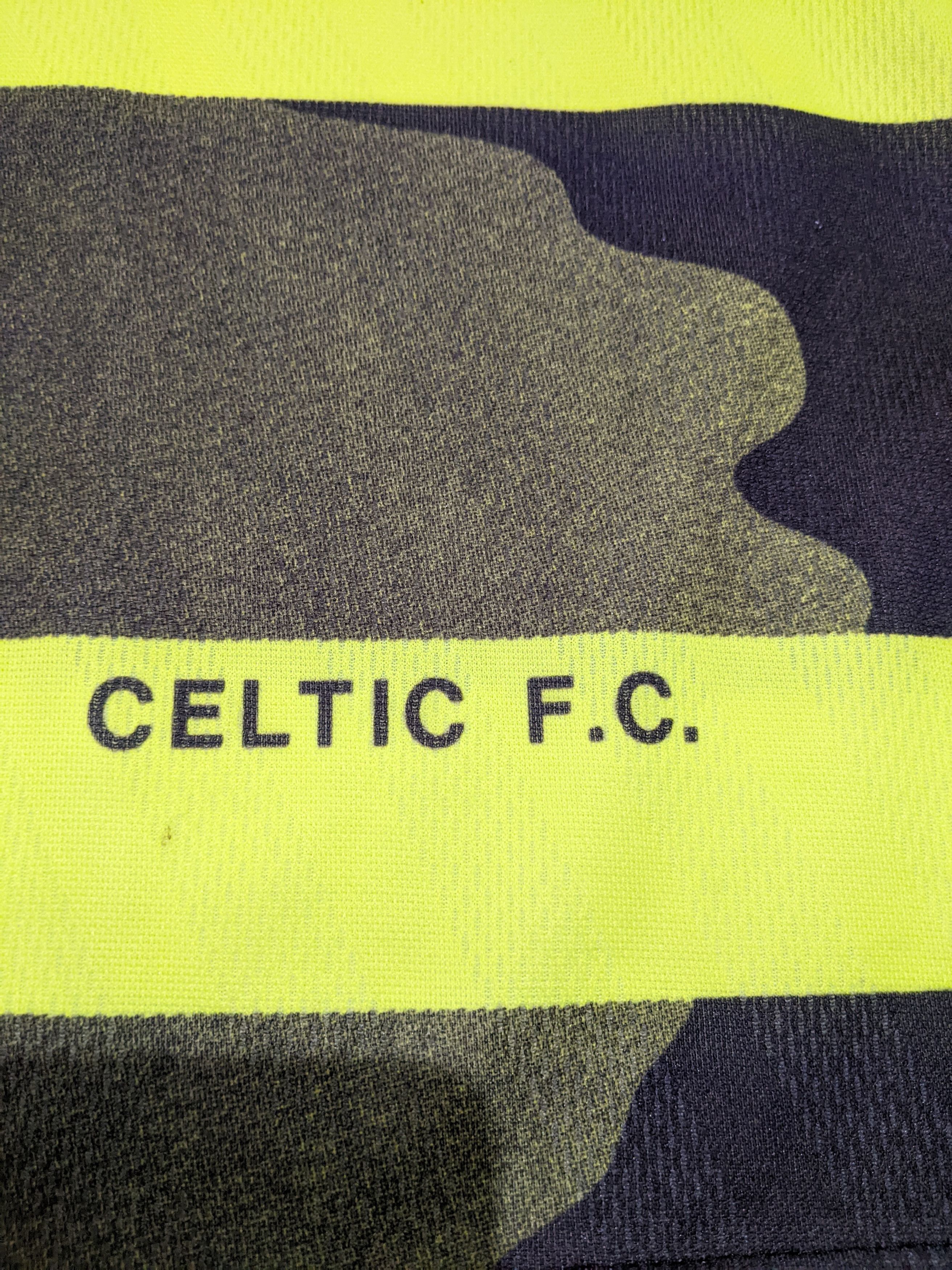 Umbro Jersey Celtic away 1996-97 di Canio football shirt Size US M / EU 48-50 / 2 - 7 Thumbnail