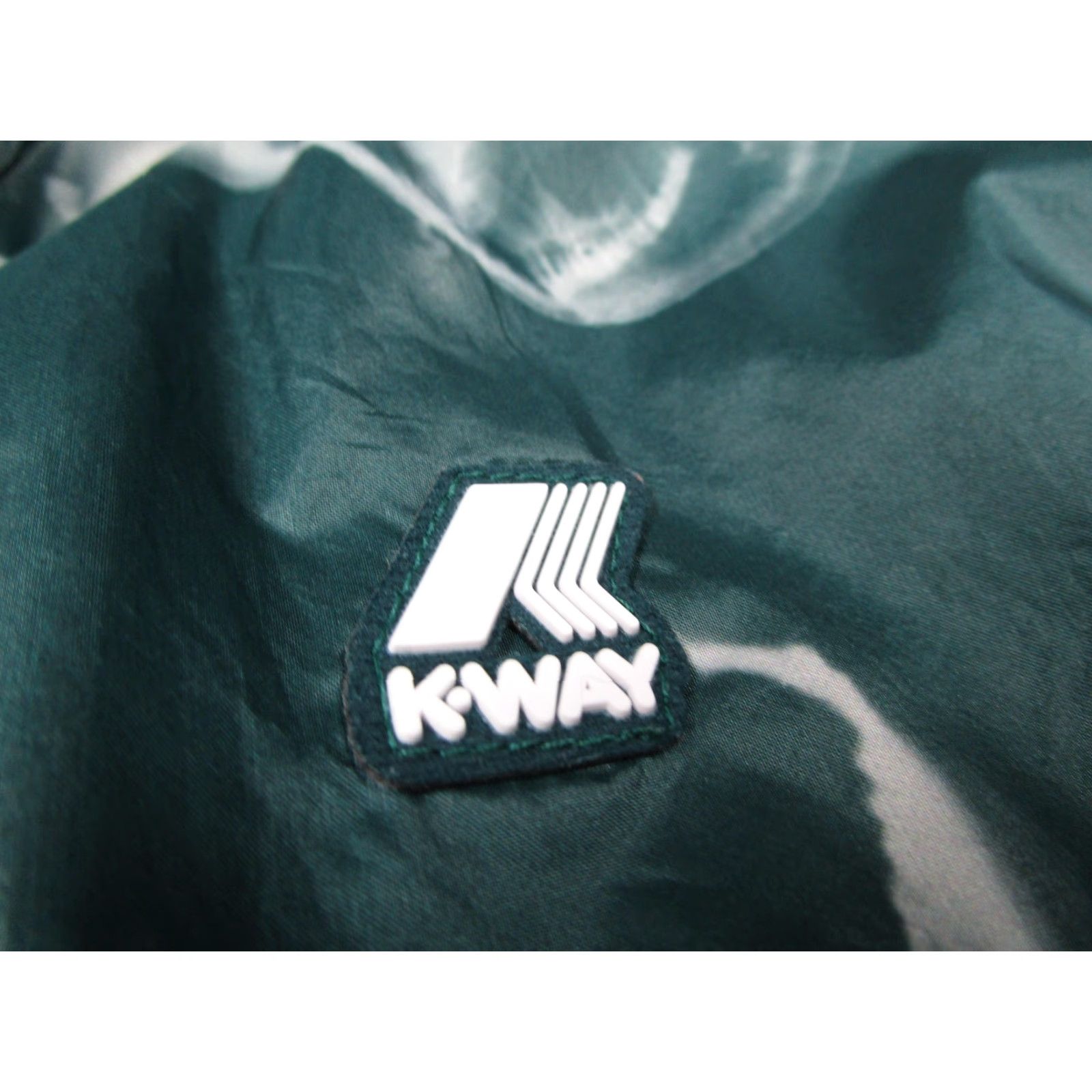K-Way K-Way Jacket Women 8 UK Green White Jellyfish Print Hooded Windbreaker Full Zip Size S / US 4 / IT 40 - 4 Thumbnail