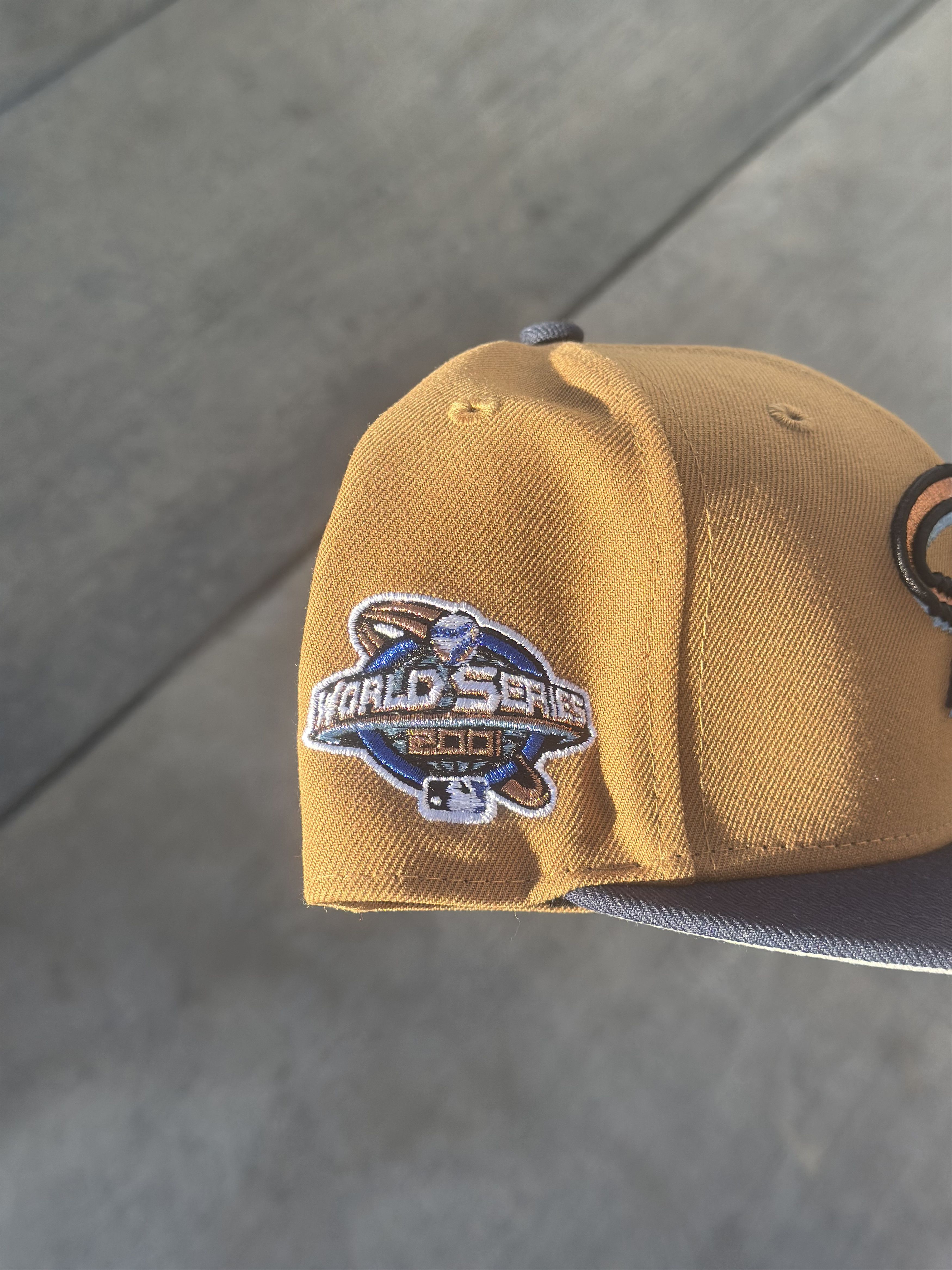 Hat Club 7 3/4 Arizona Diamondbacks 2001 World Series Fitted Size ONE SIZE - 2 Thumbnail