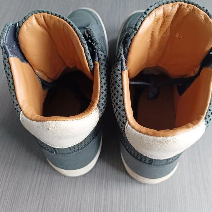 Louis Vuitton Louis Vuitton High-Top Breathable Sneakers Black -2508 Size US 9.5 / EU 42-43 - 2 Thumbnail