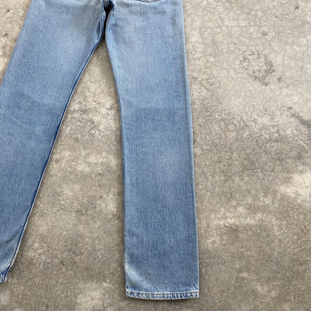 Levi's Size 28x33 Vintage 90’s Levis 501 Light Blue Jeans Size US 28 / EU 44 - 17 Thumbnail
