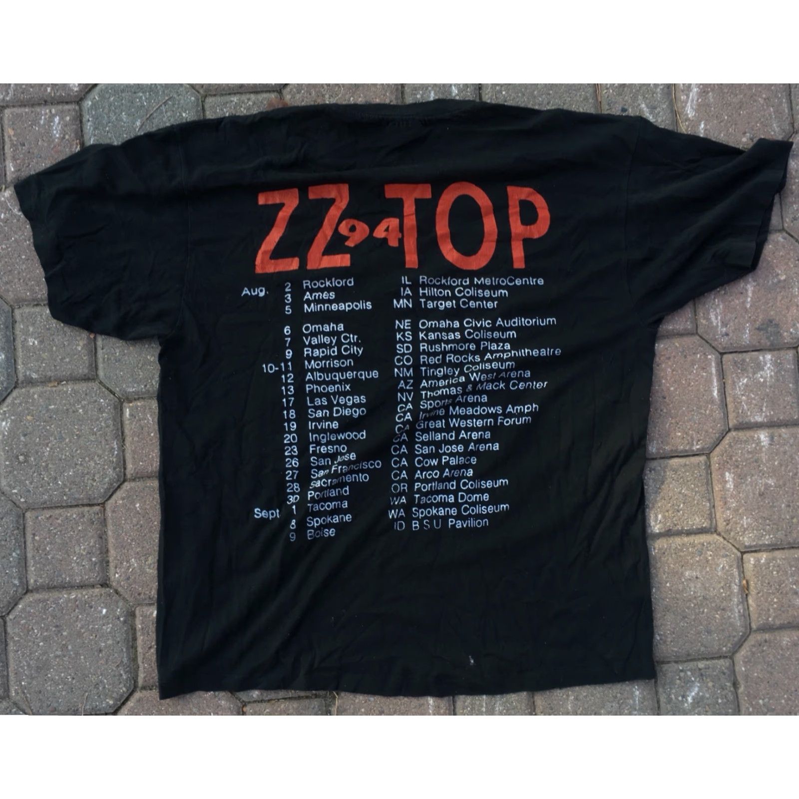 Hanes VINTAGE ZZ TOP Antenna World Tour 94 T Shirt Concert Band Tee 1990s 90s XL Men Hanes Graphic Tee Black Short Sleeve XL Mens Size US XL / EU 56 / 4 - 3 Thumbnail