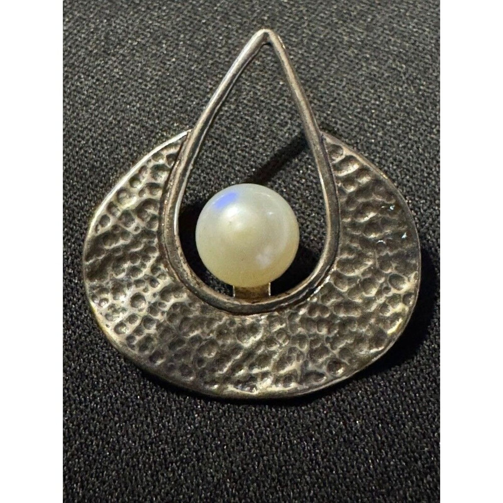 Other 925 Sterling Israel Signed Real Pearl Hammered Pendant Size ONE SIZE - 1 Thumbnail