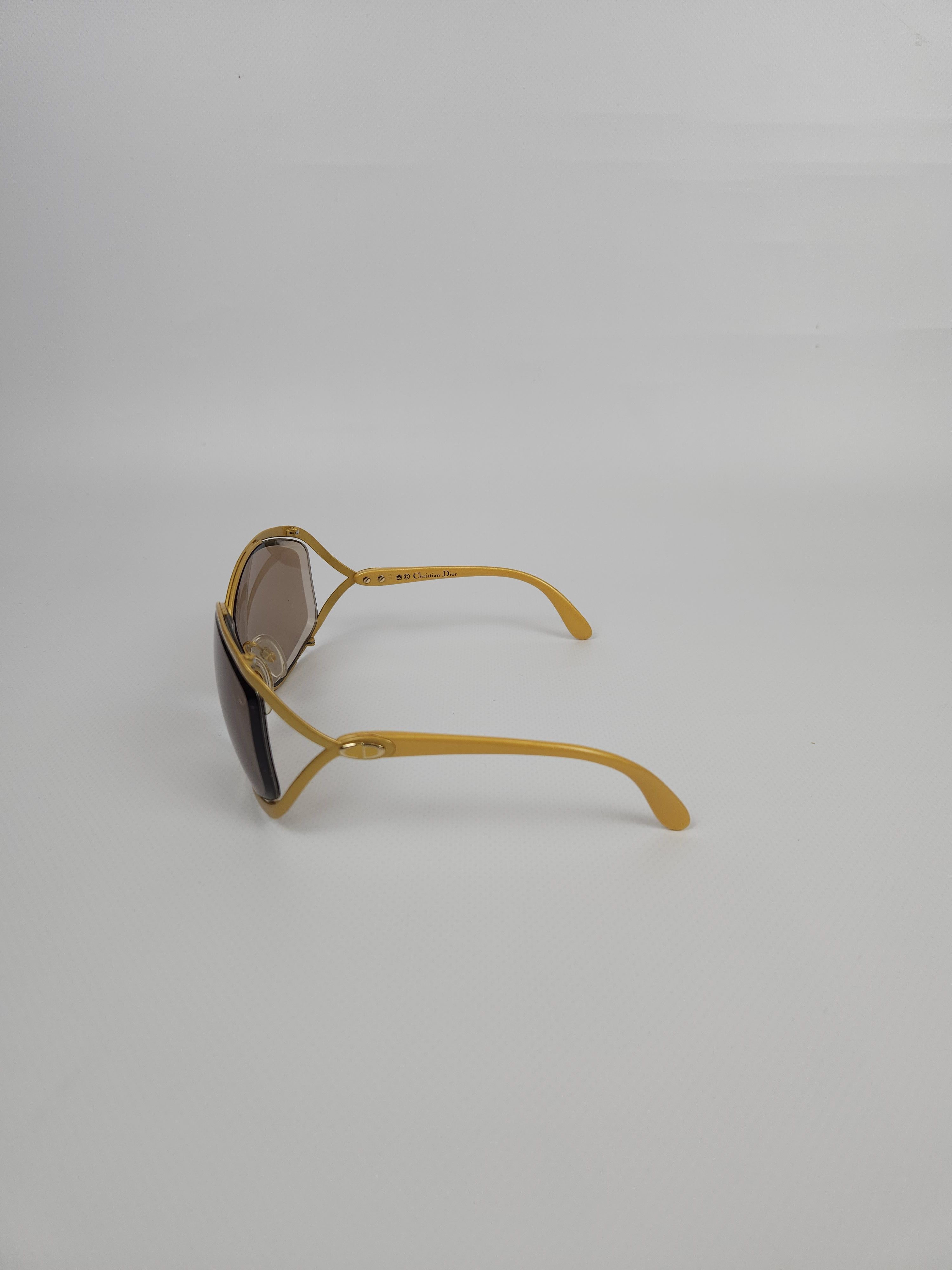 Dior Vintage 80s Dior 2056 40 butterfly sunglasses Size ONE SIZE - 2 Thumbnail