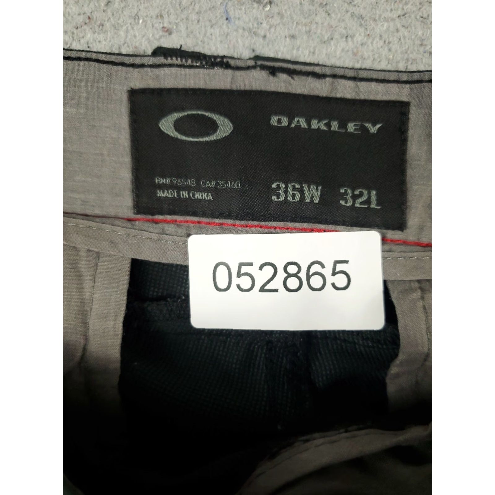 Oakley Oakley Chino Pants Mens Size 36x32 Black Flat Front Comfort Trousers Size US 36 / EU 52 - 8 Thumbnail