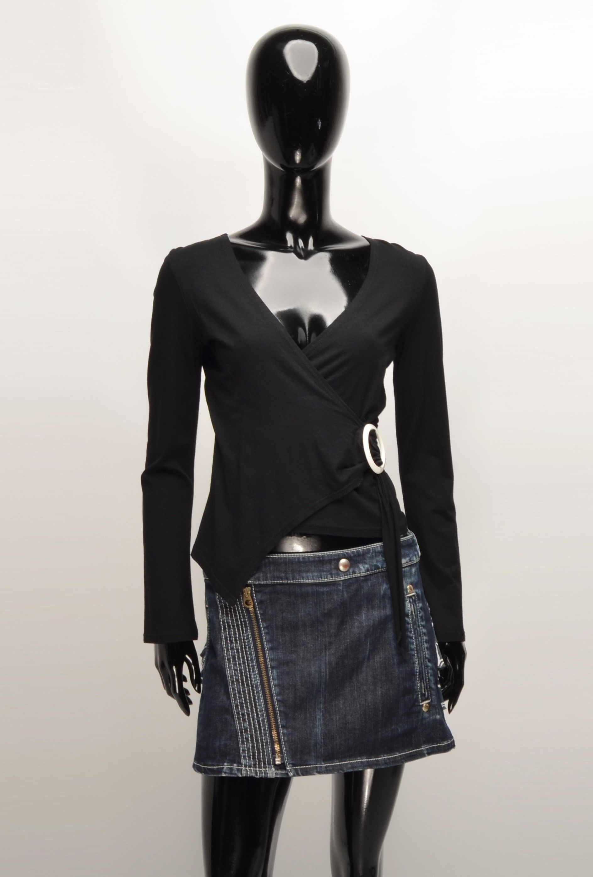 Vintage Vintage Select Y2K Deep V-neck Wrap Long Sleeve Top Size M / US 6-8 / IT 42-44 - 1 Thumbnail