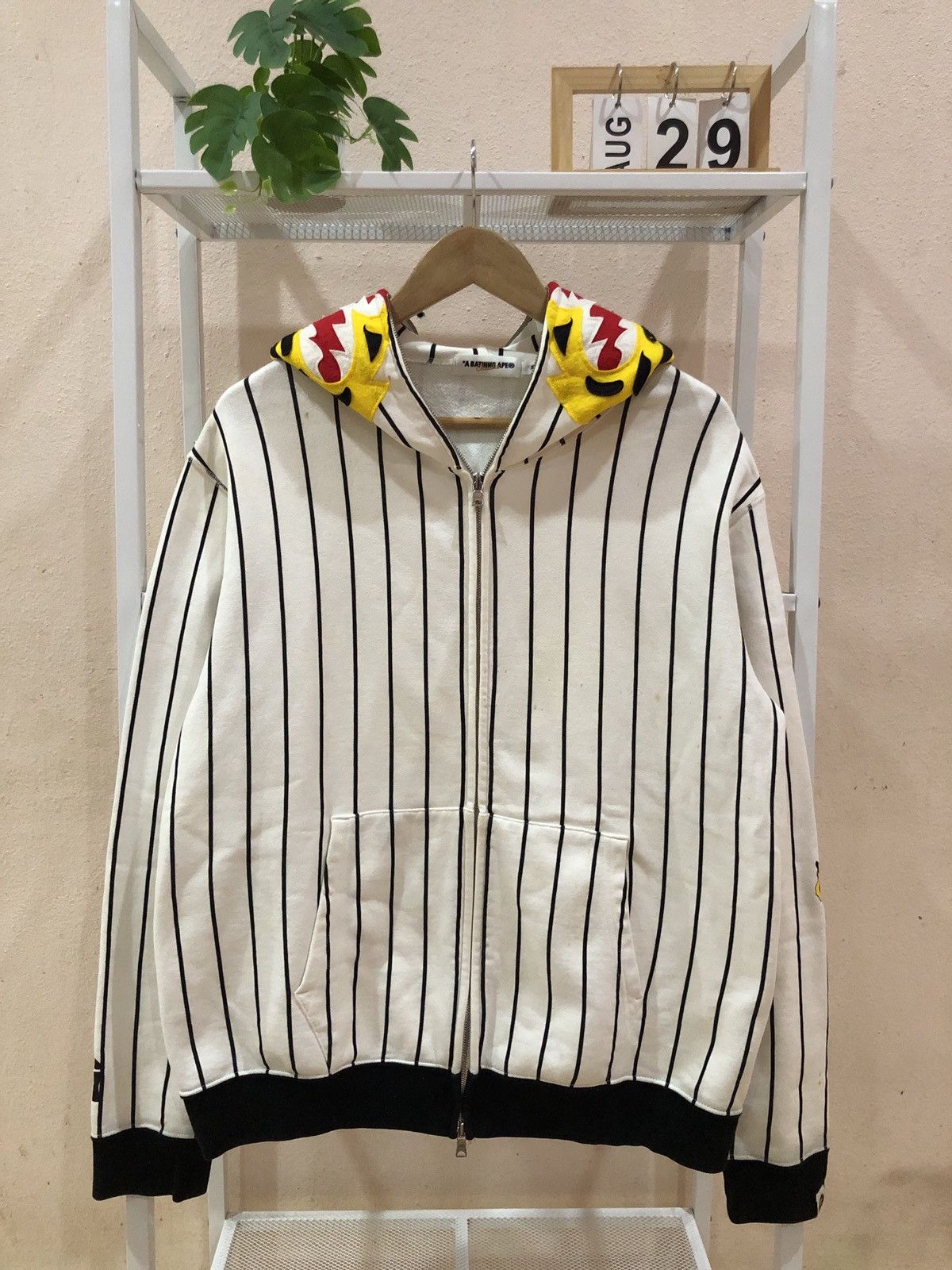 Bape BAPE JAPAN Limited Hanshin Tigers Tiger Full Zip Hoodie Size US M / EU 48-50 / 2 - 1 Thumbnail