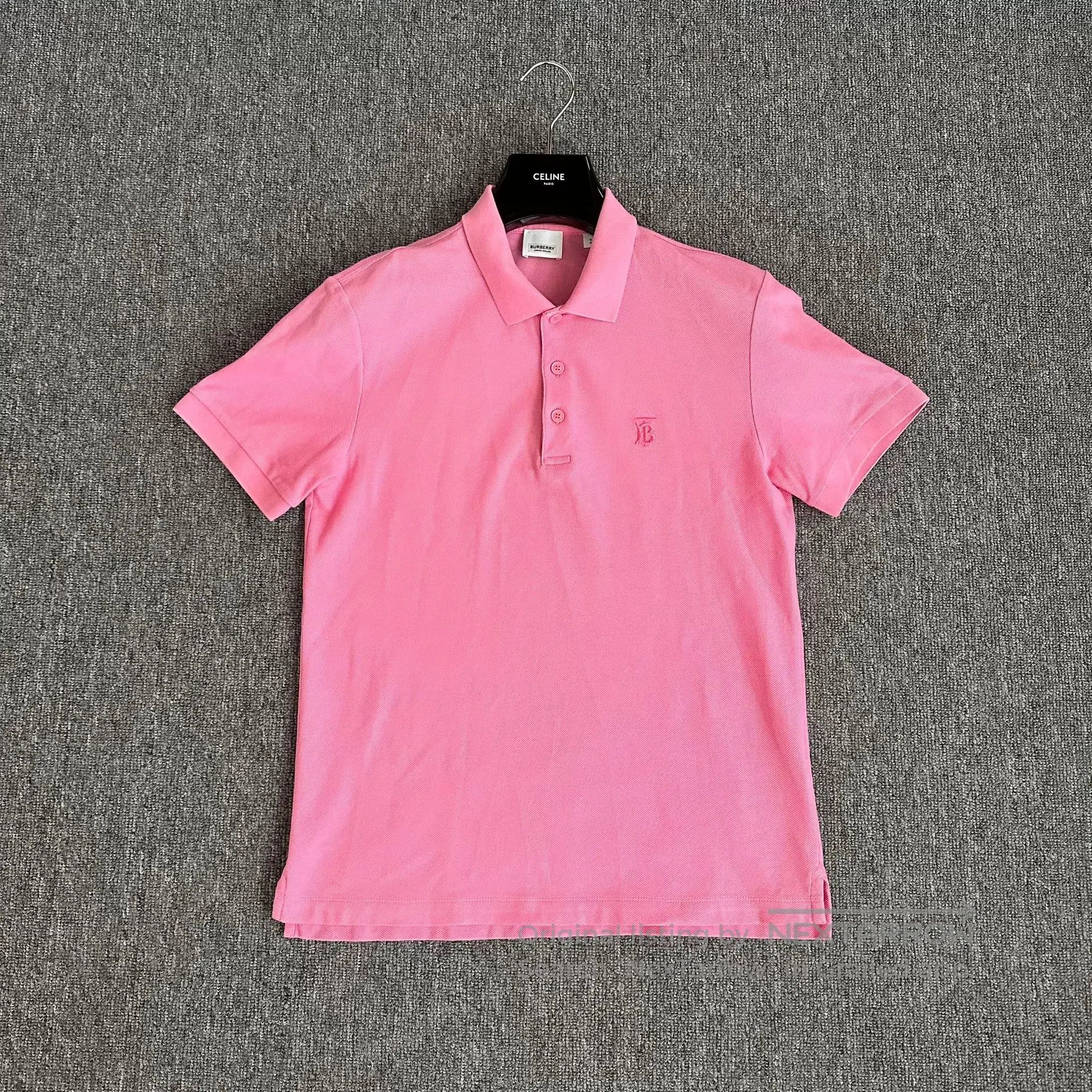 Burberry Burberry TB Embroidered Short Sleeve Polo. Size S / US 4 / IT 40 - 1 Thumbnail