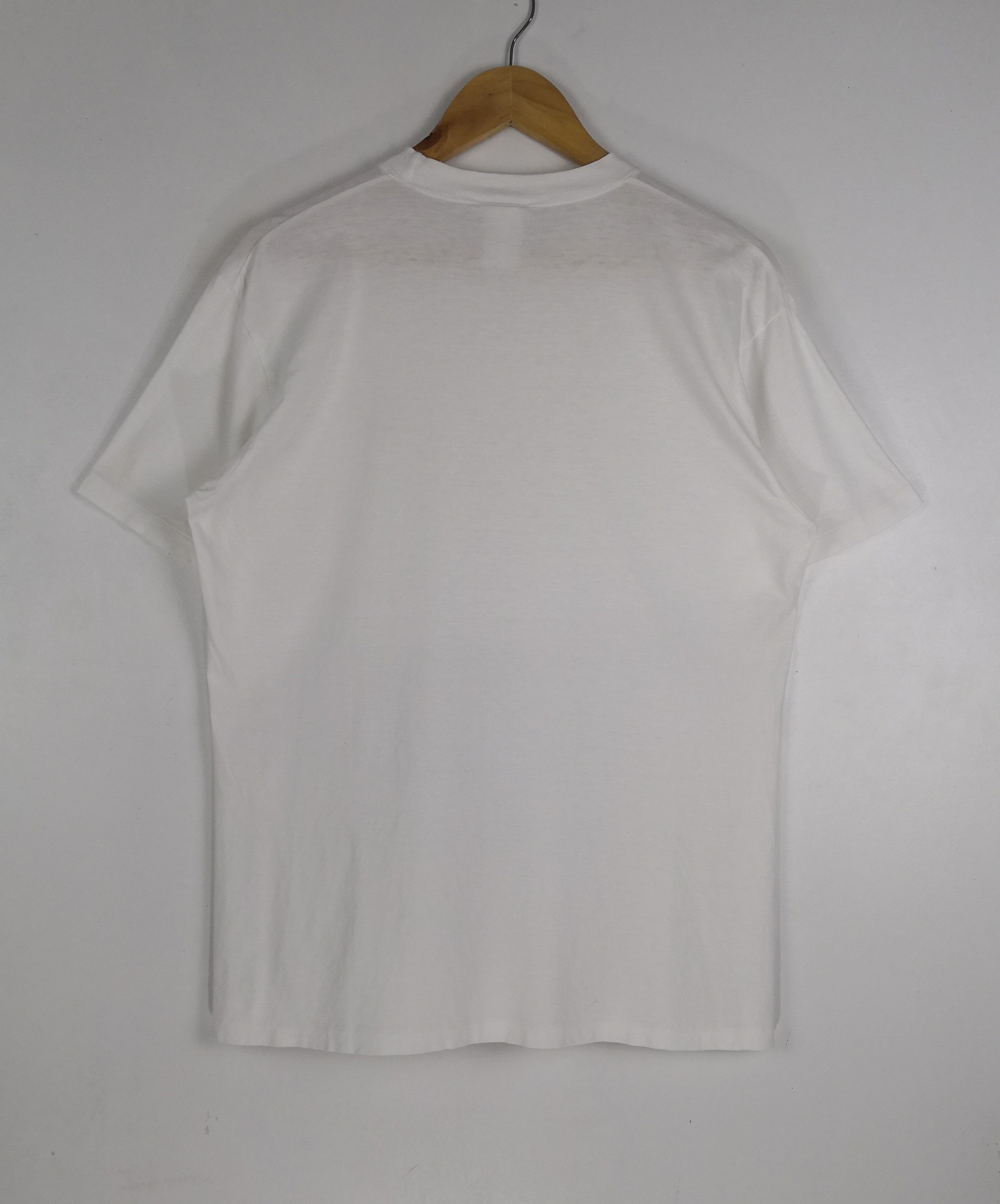 Nike Vintage 90s Nike T-Shirt Embroidery Logo Nike Tee Size US M / EU 48-50 / 2 - 2 Thumbnail